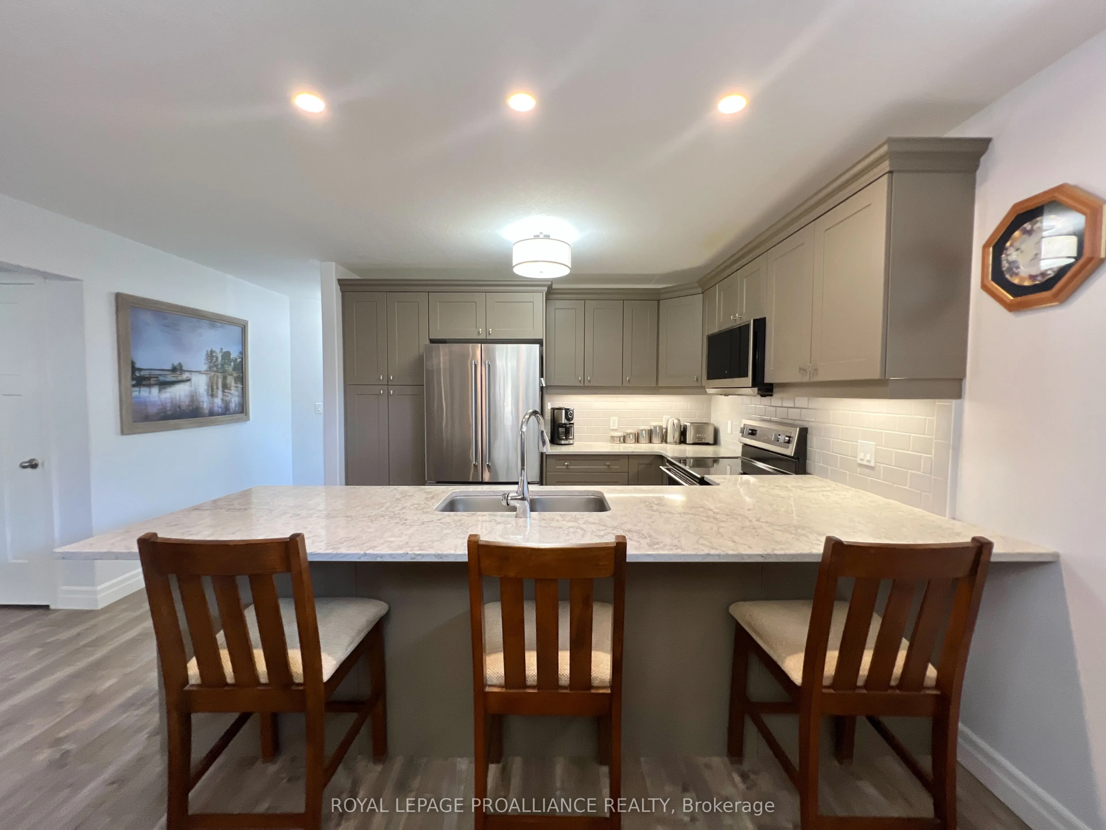 38 Mercedes Drive