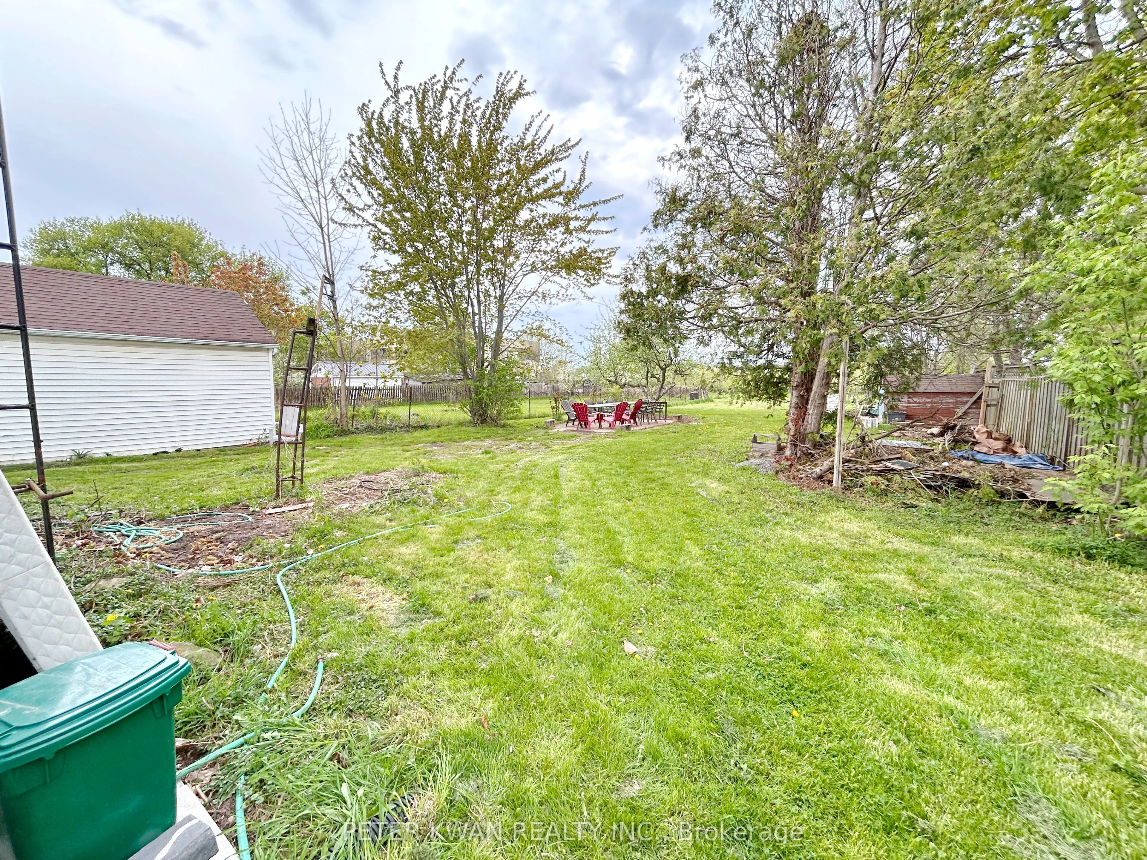 4977 John Street