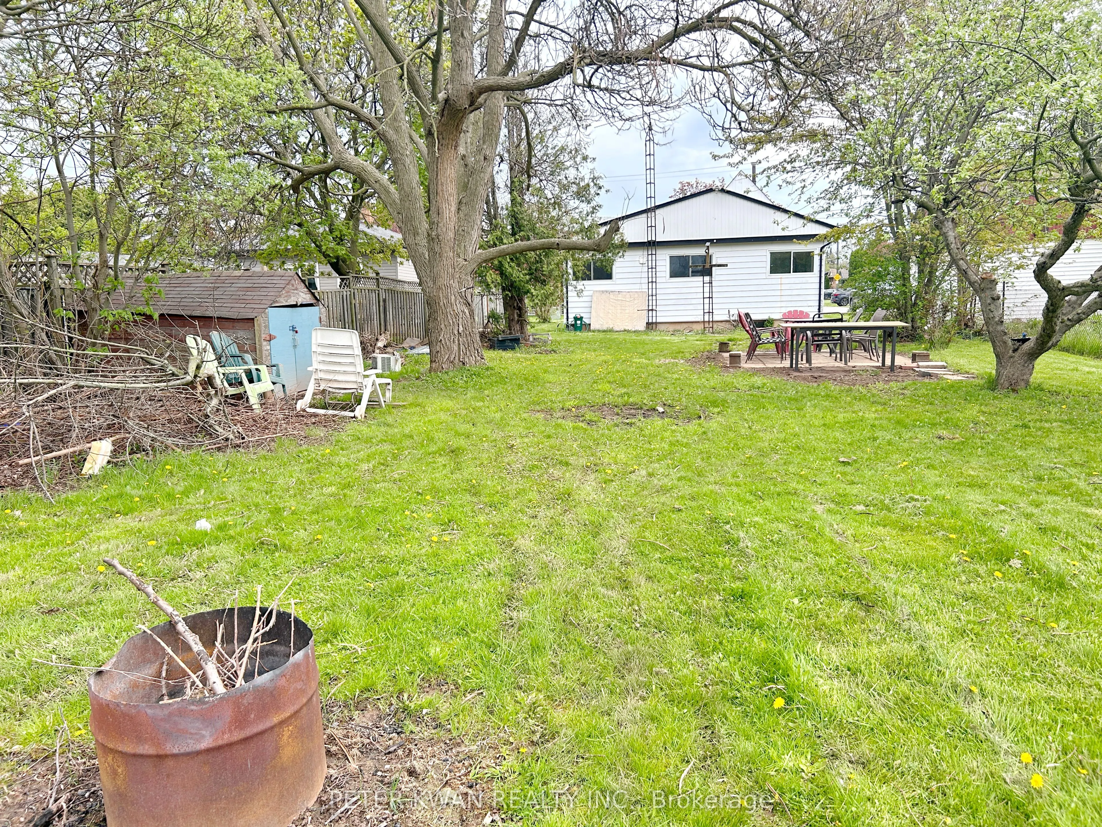 4977 John Street