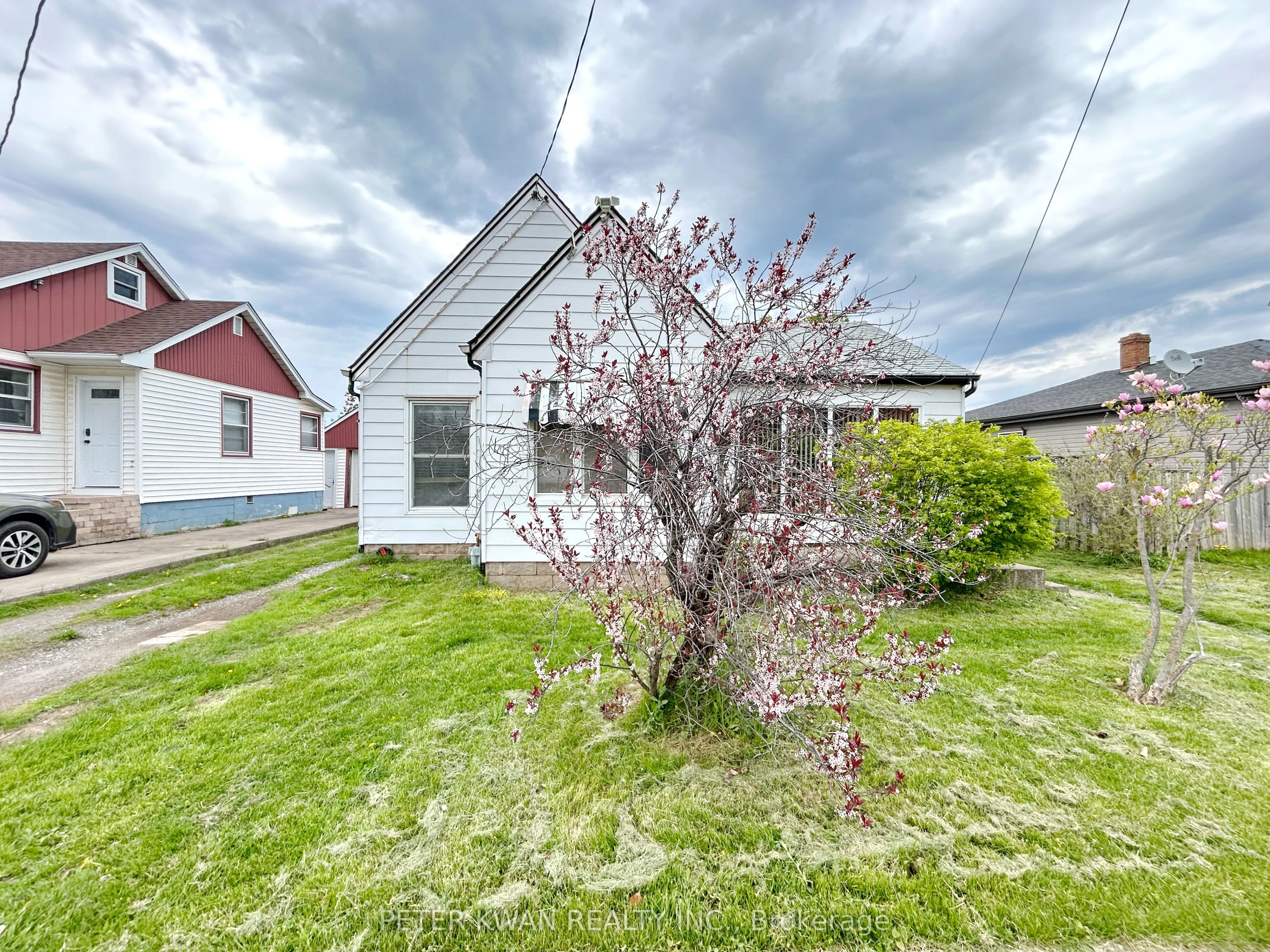 4977 John Street