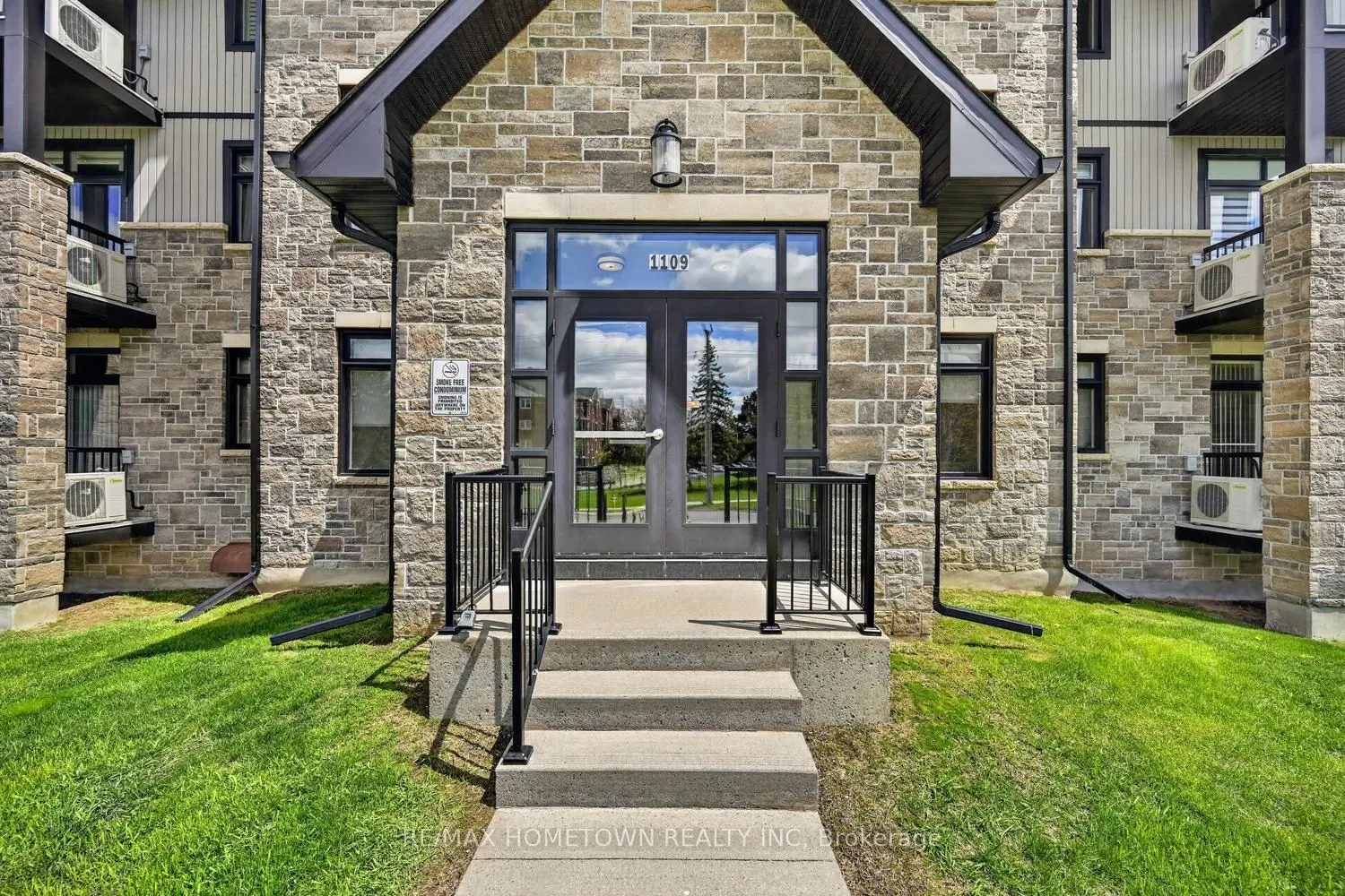 1109 Millwood Avenue #101