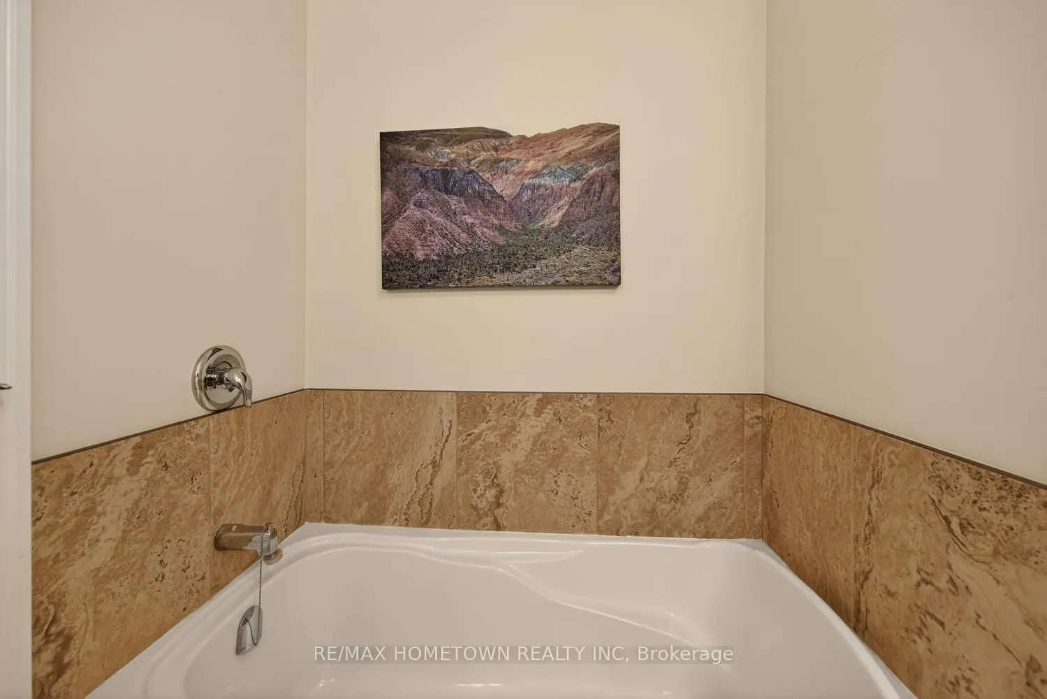 1109 Millwood Avenue #101