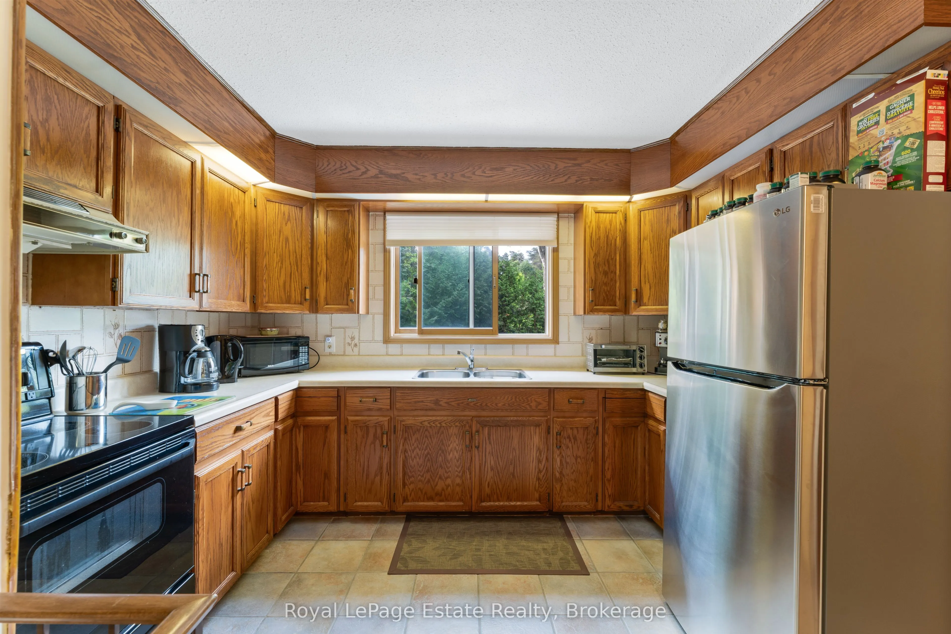97 Dorena Crescent