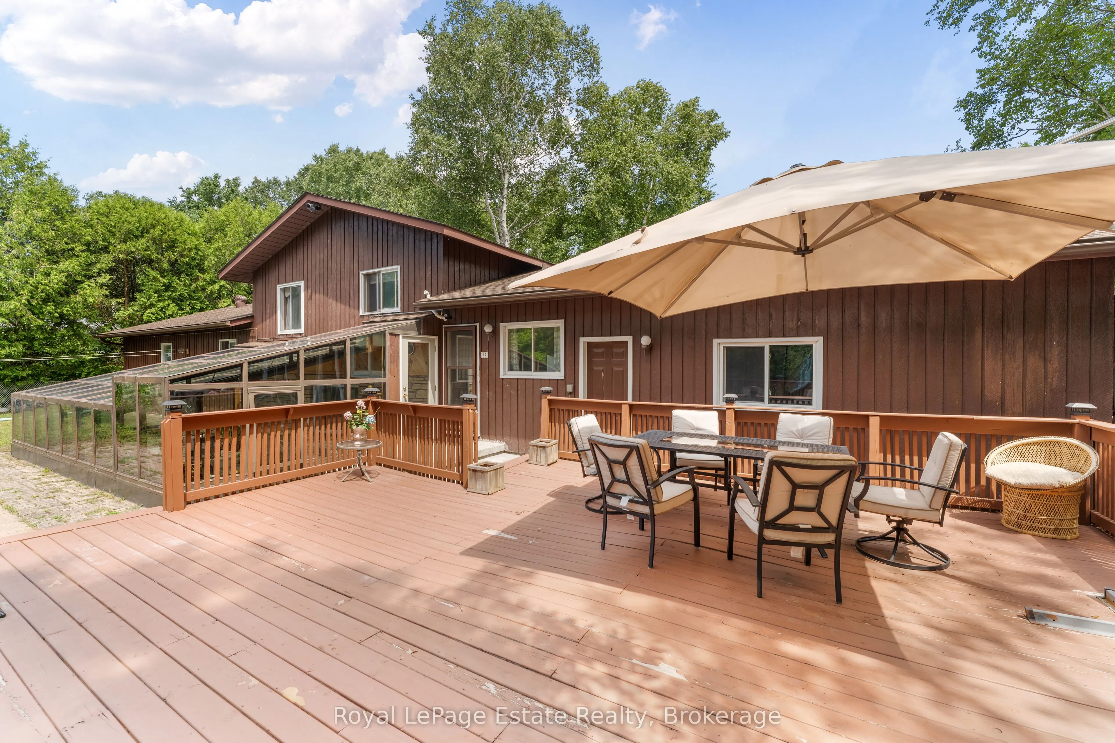 97 Dorena Crescent