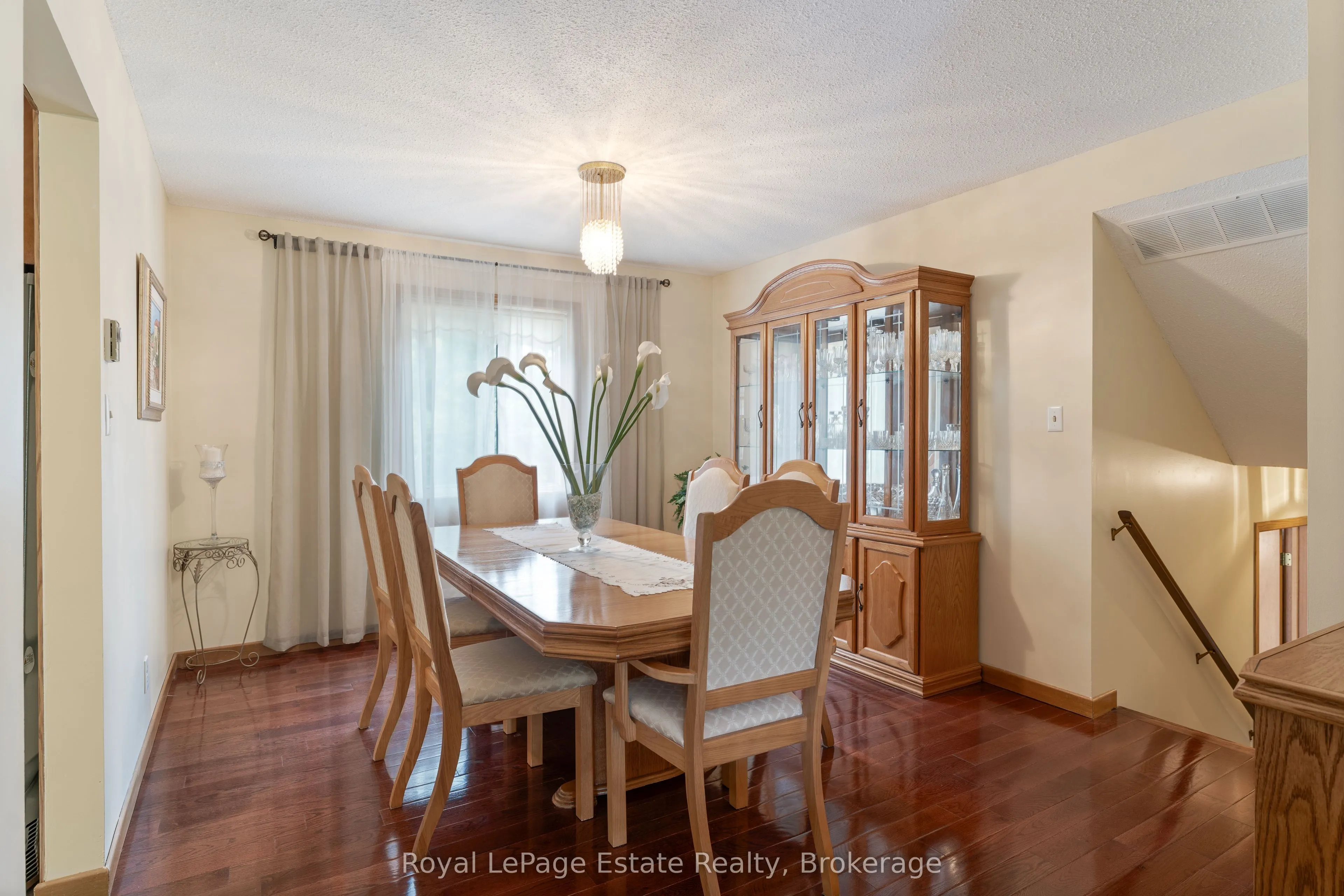 97 Dorena Crescent