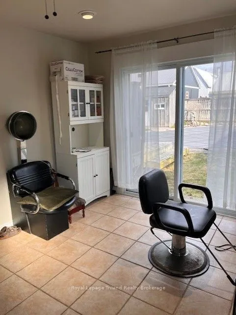 14 Elgin Street W