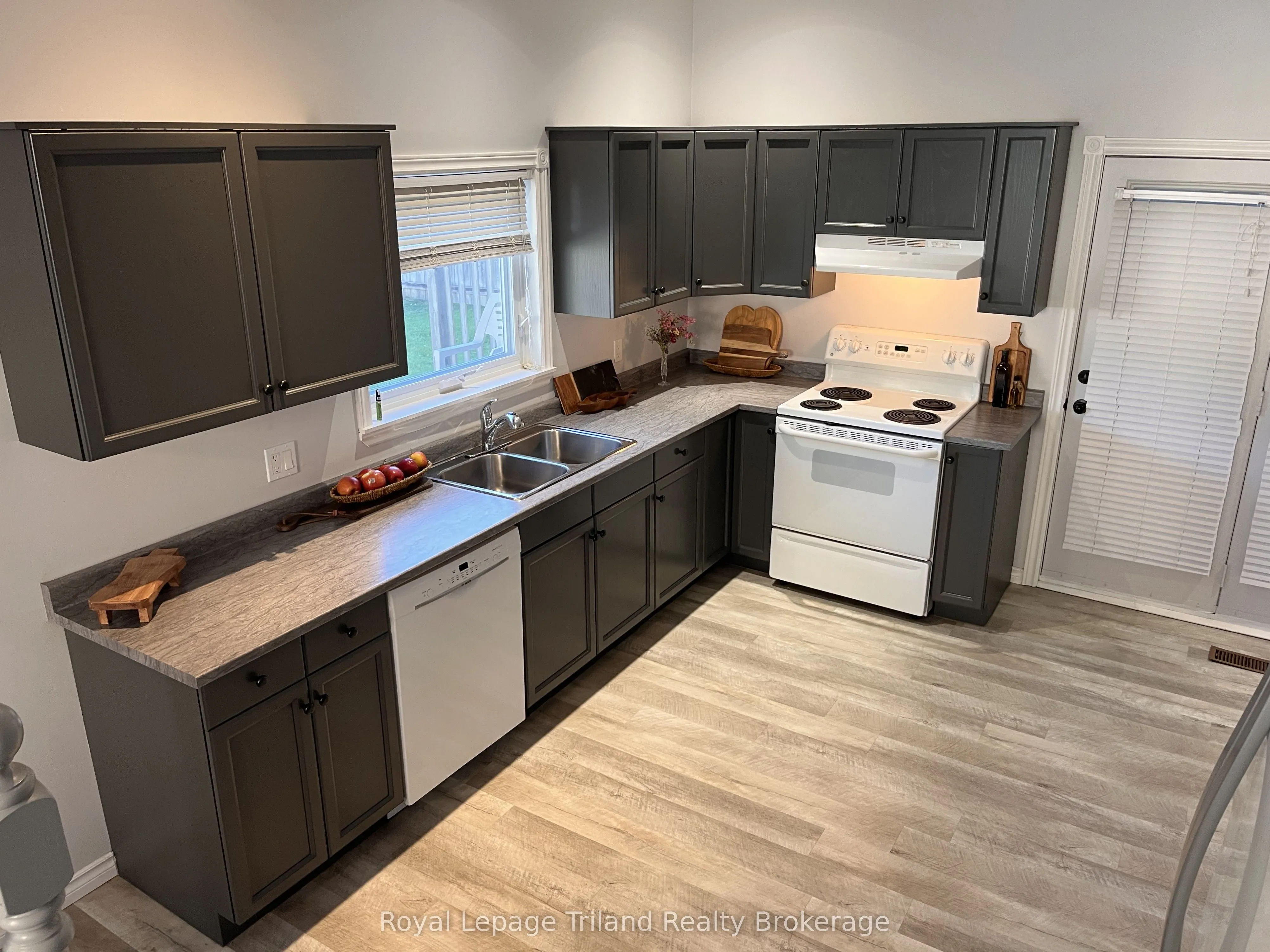 14 Elgin Street W