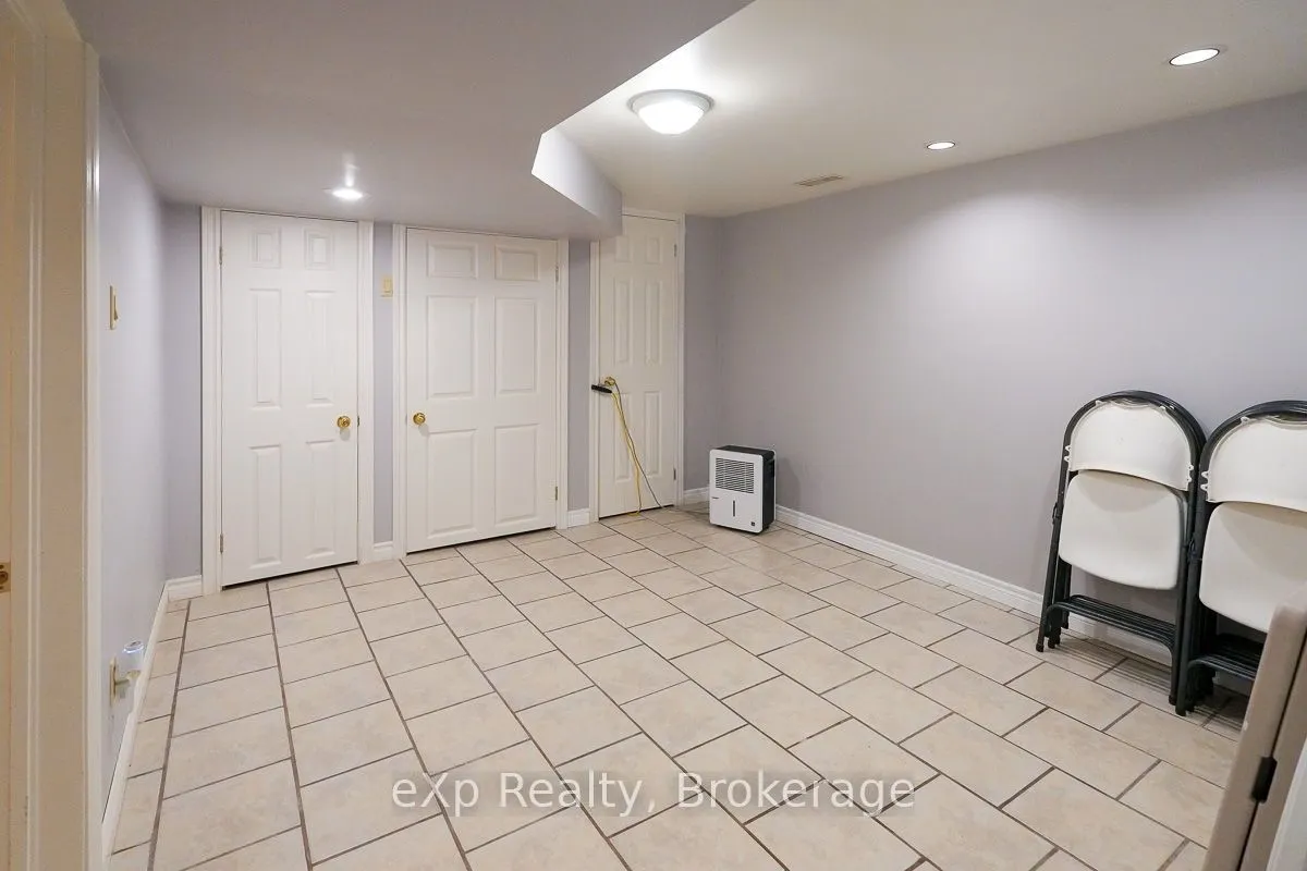 3595 Bruce Road 3