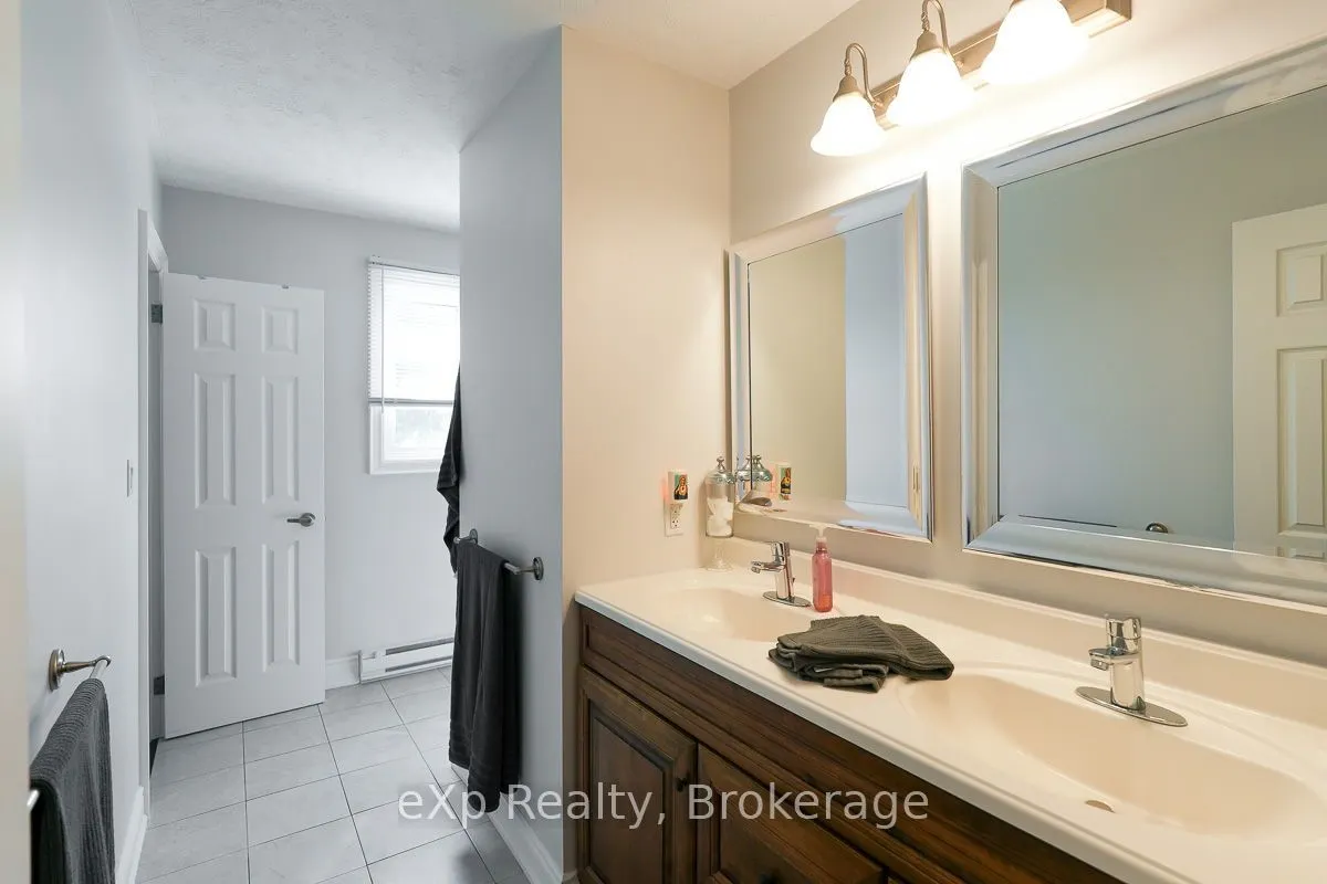3595 Bruce Road 3