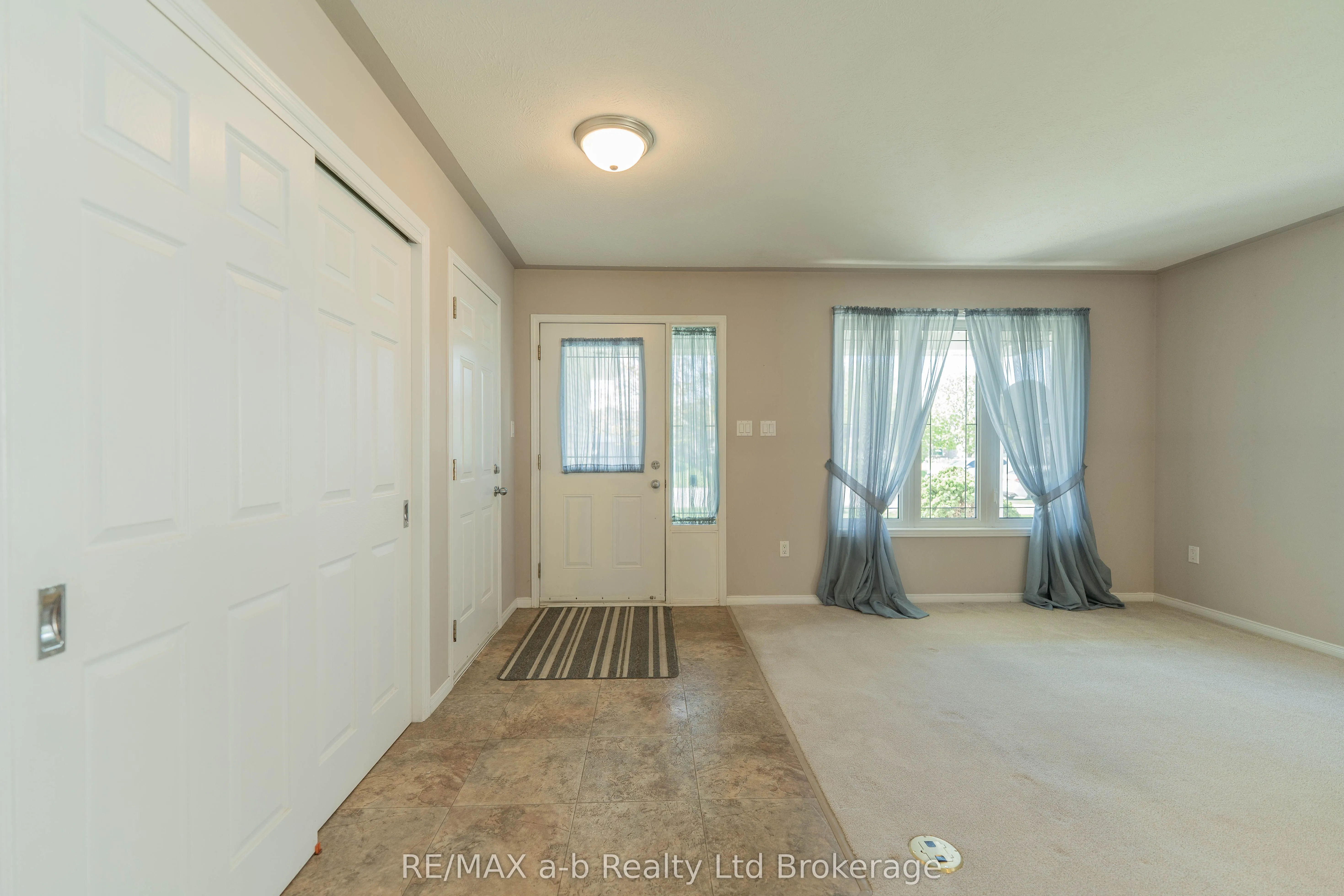 44 Beech Boulevard