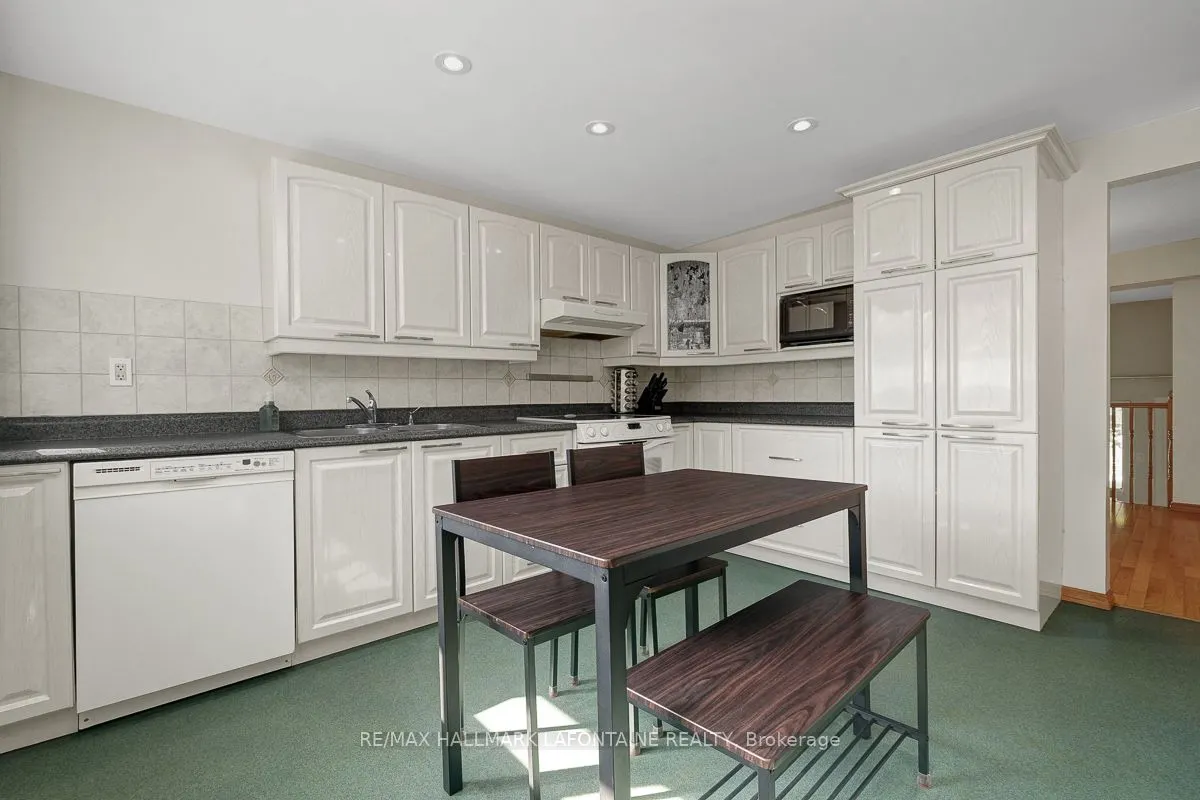 2 Bertona Street #28