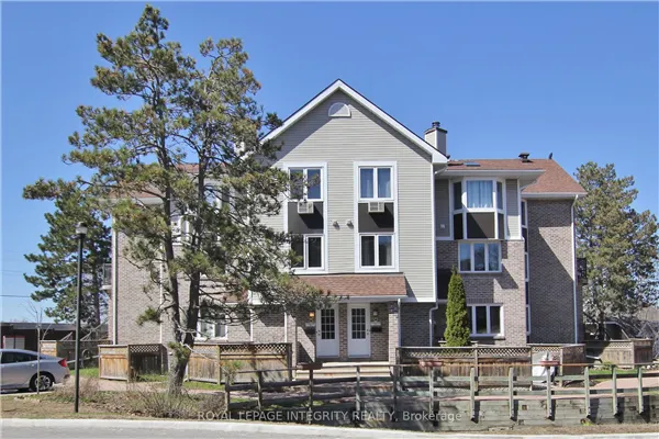 3 STONEBANK Crescent #10