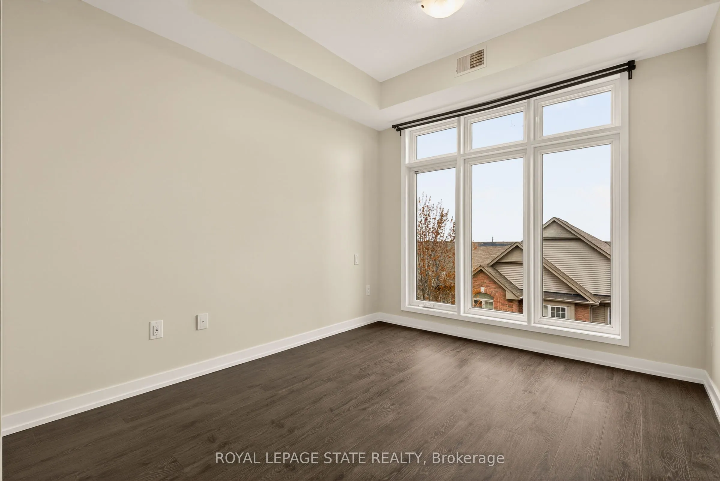 520 North Service Road #308
