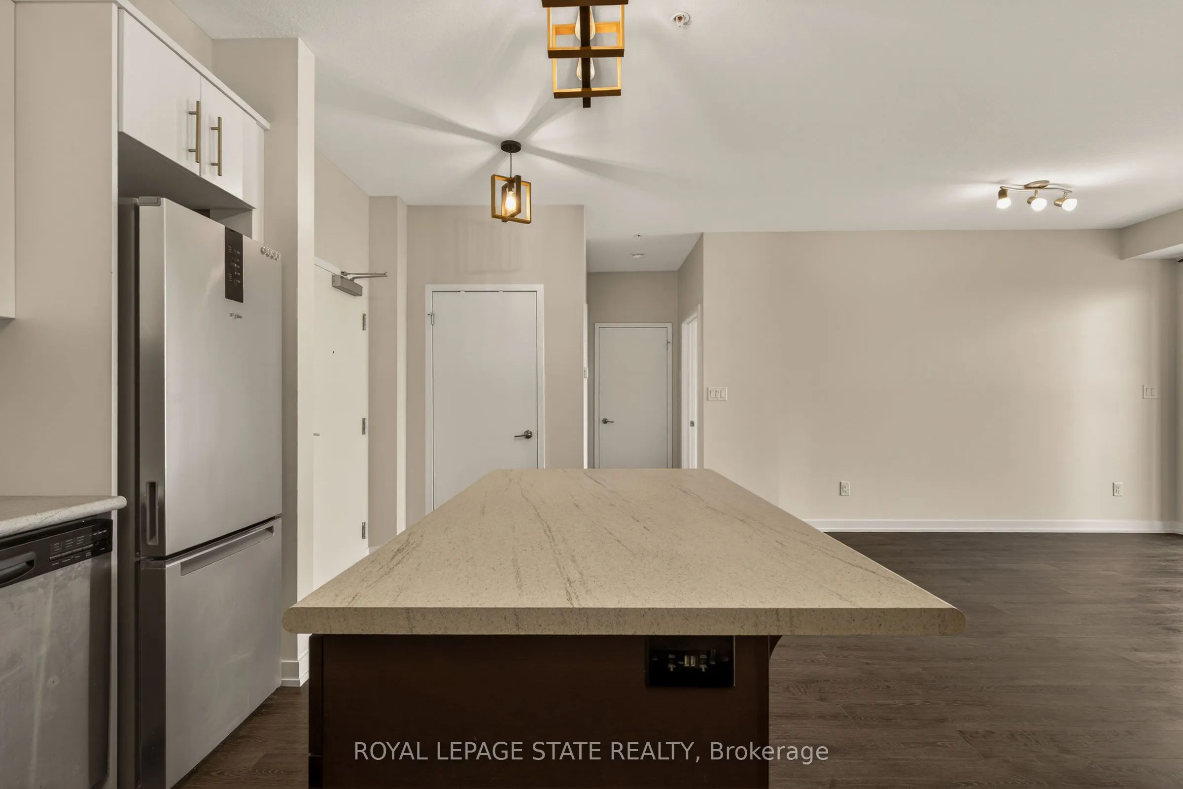 520 North Service Road #308