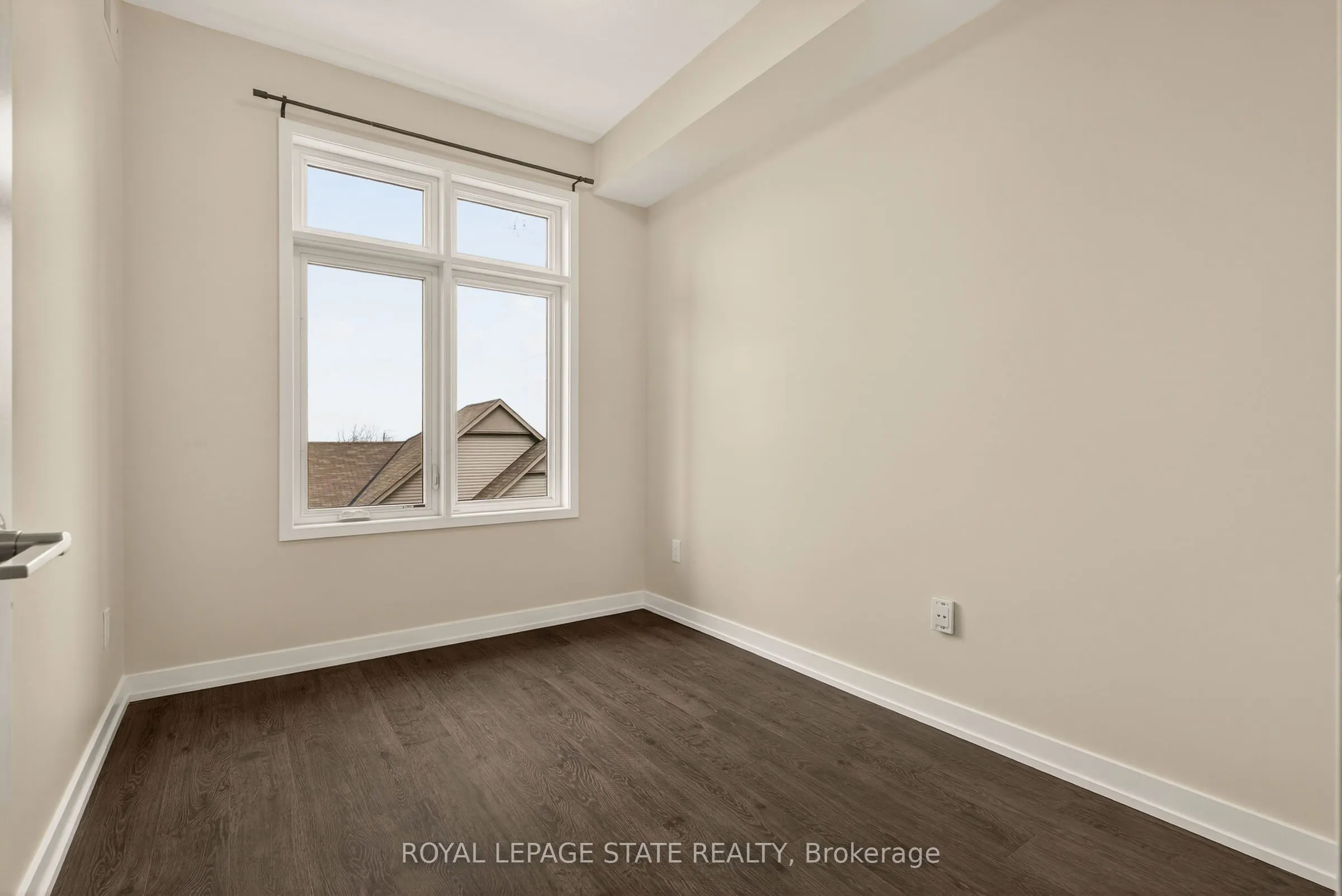 520 North Service Road #308