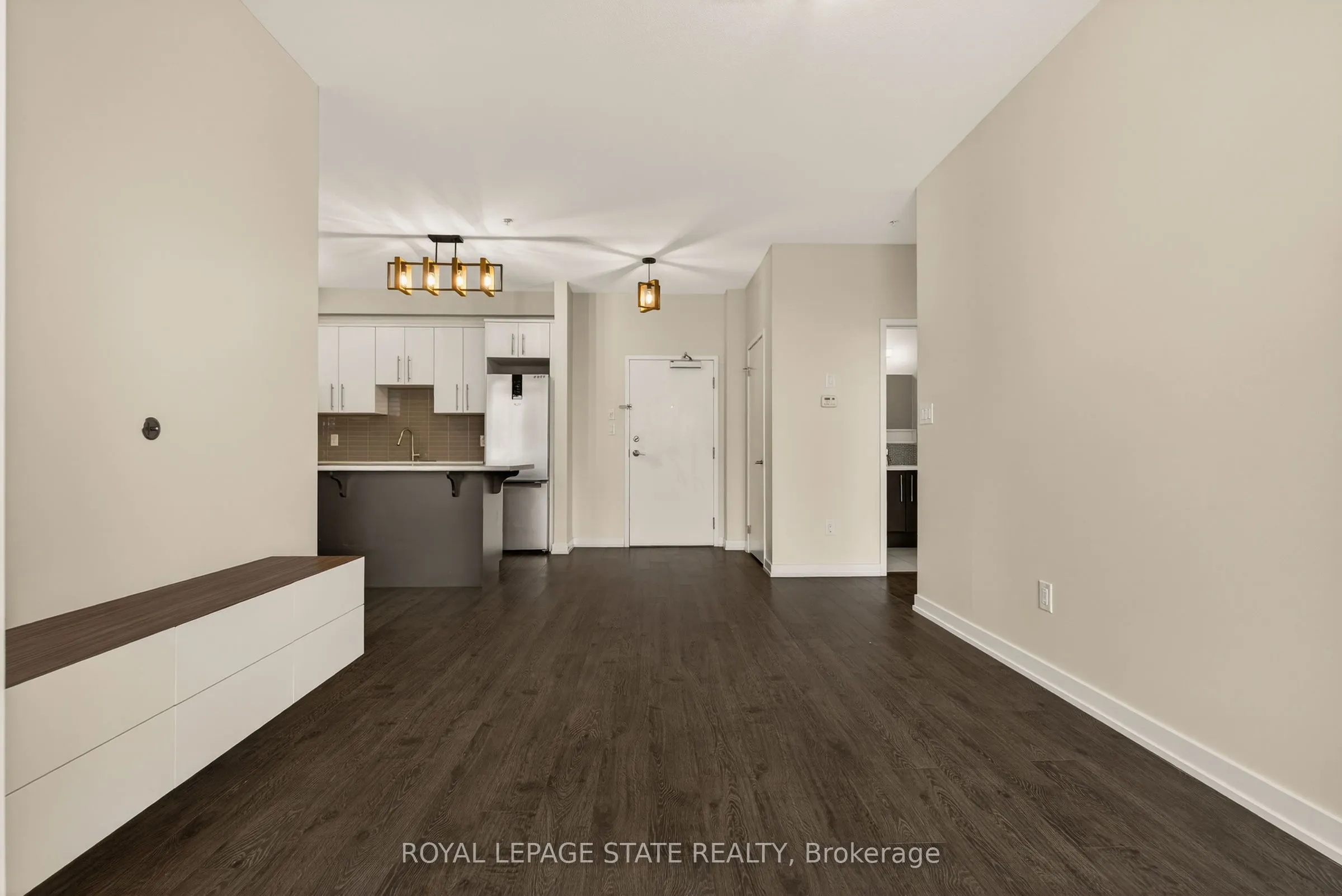 520 North Service Road #308