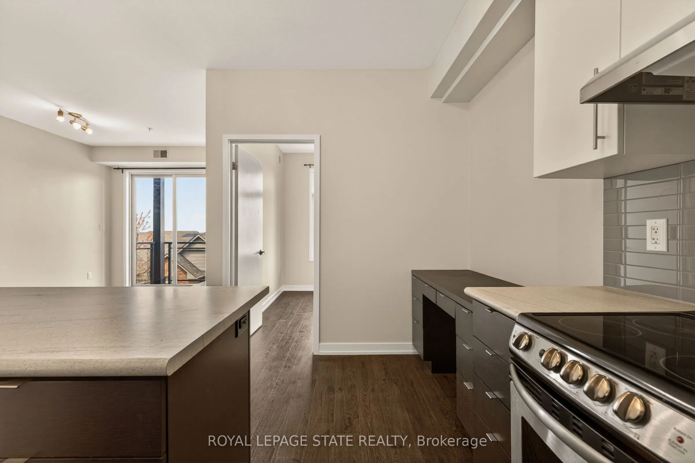 520 North Service Road #308