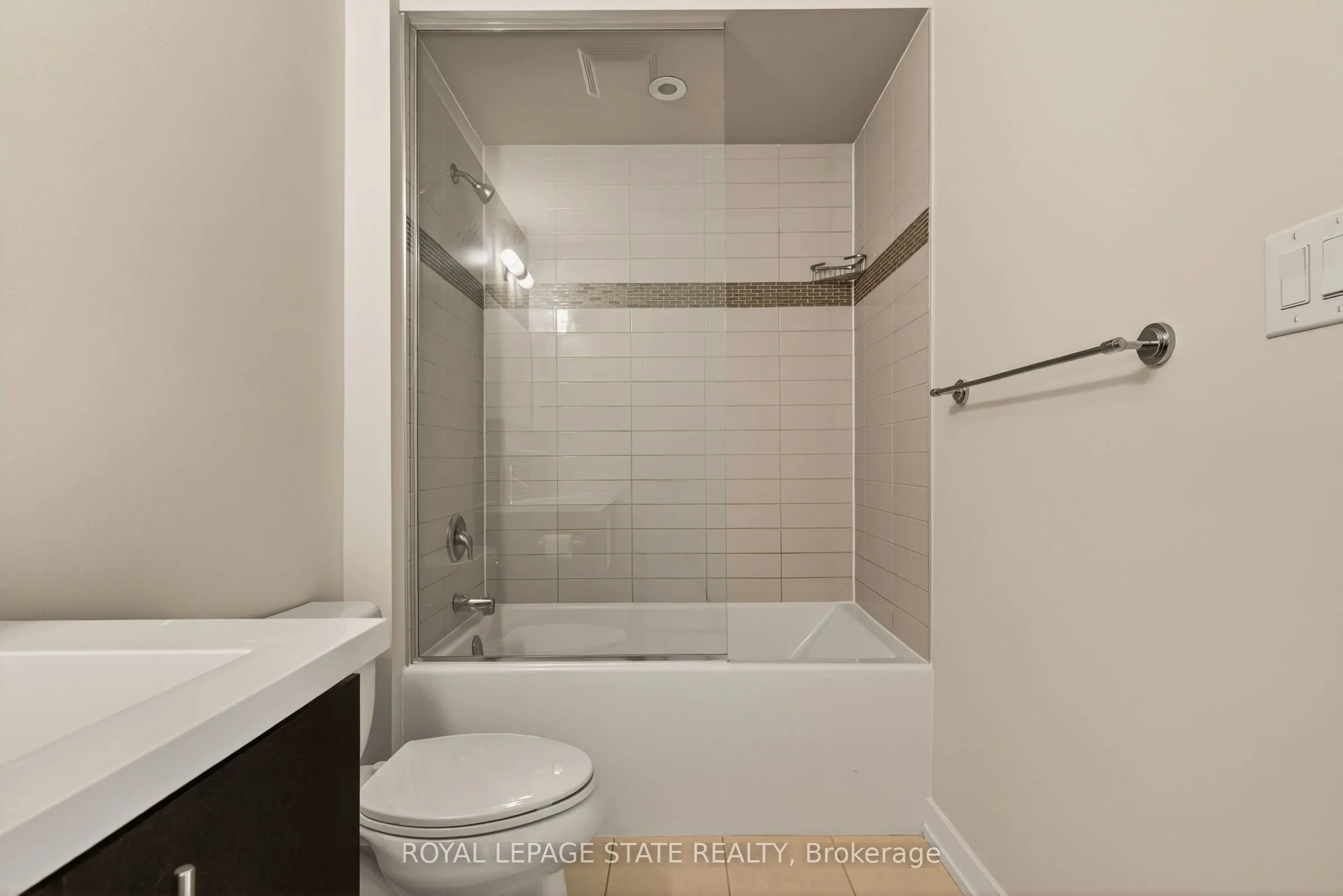 520 North Service Road #308
