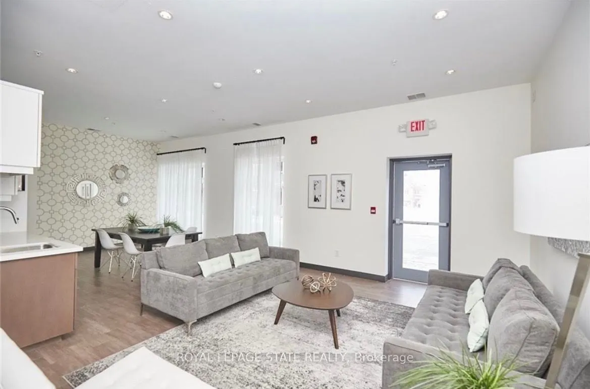 520 North Service Road #308