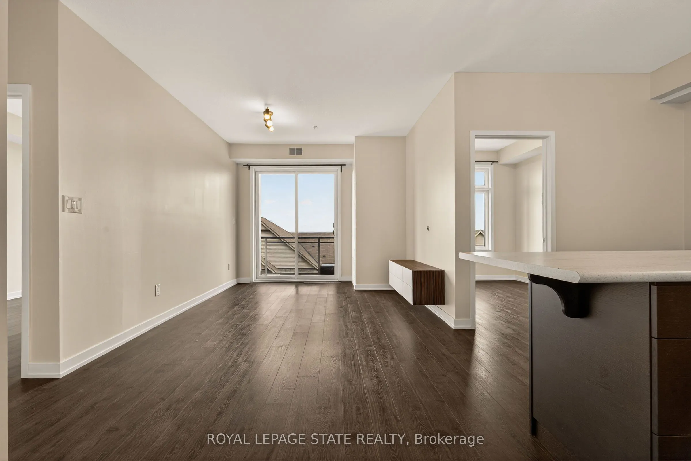 520 North Service Road #308