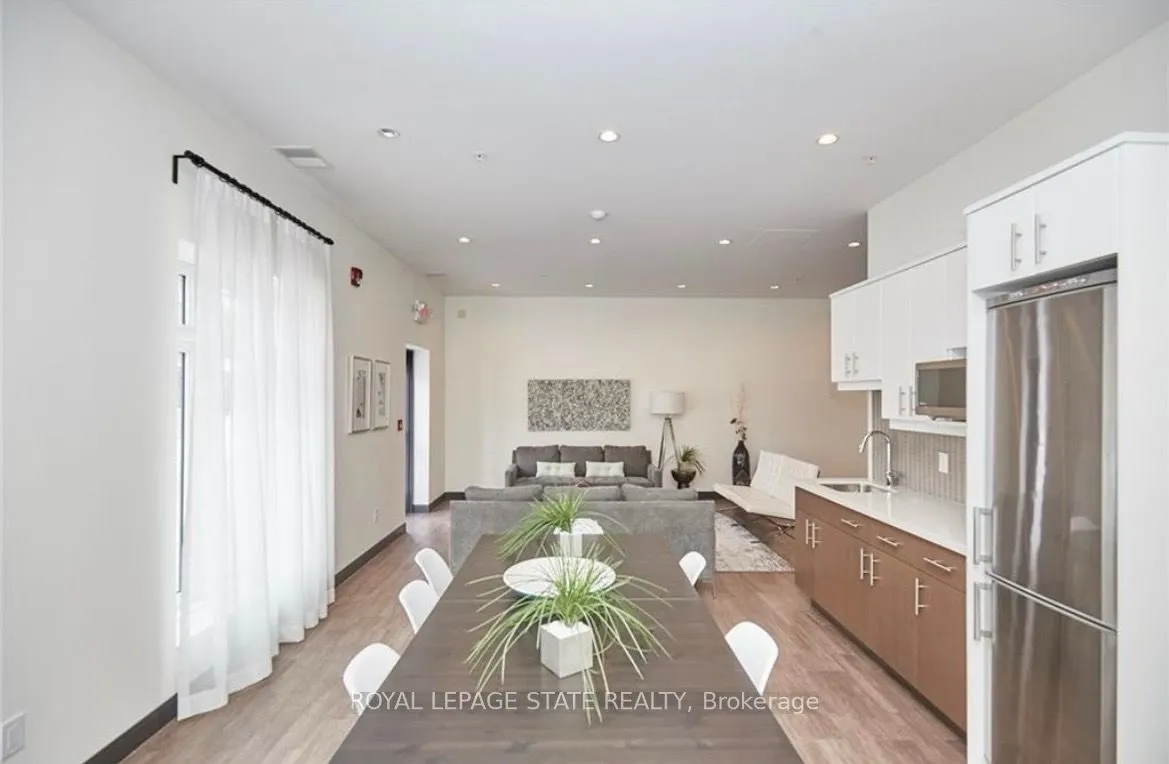 520 North Service Road #308