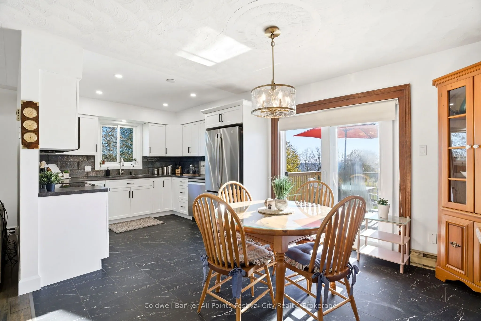 306 Lakeside Drive