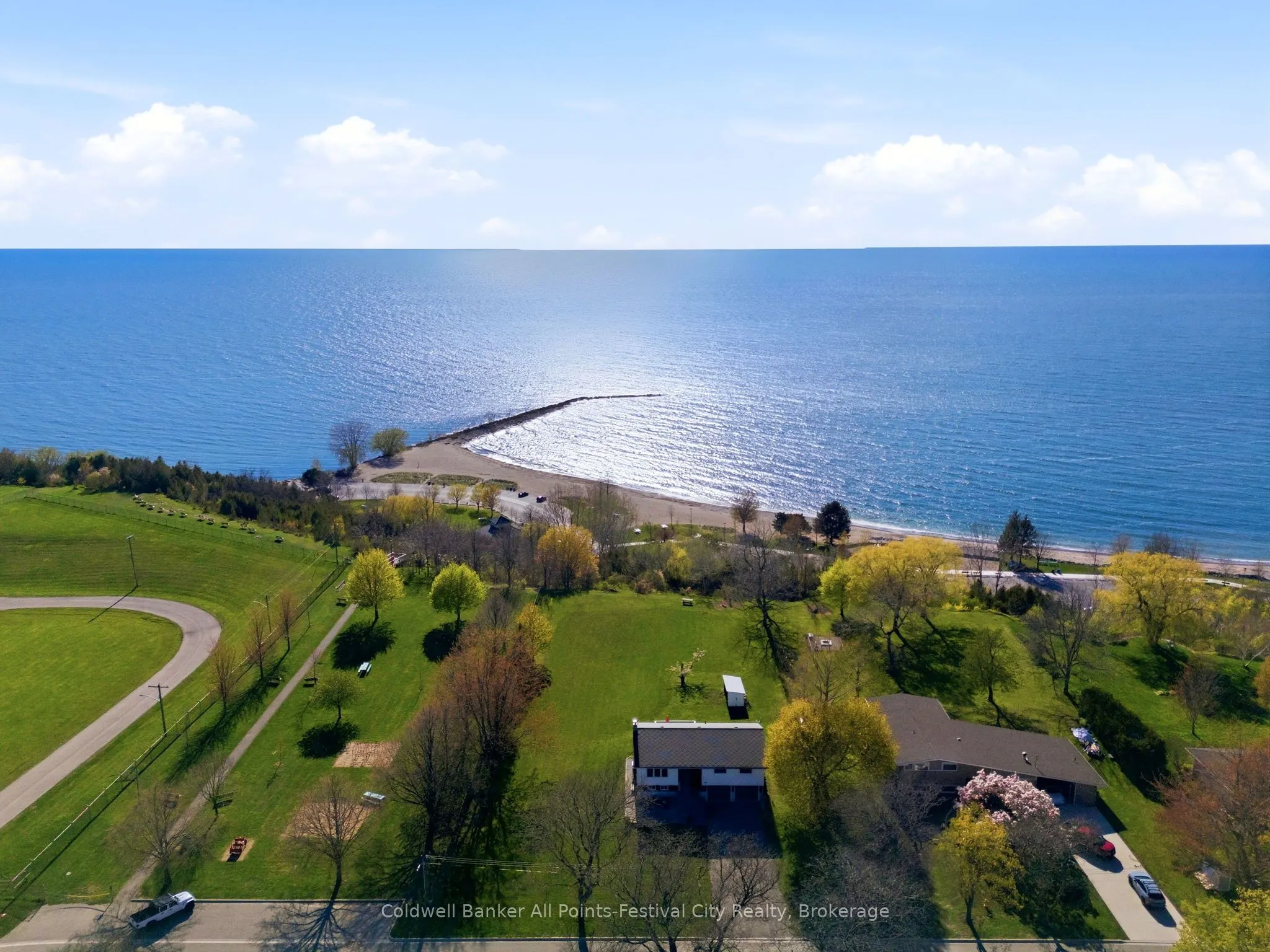306 Lakeside Drive