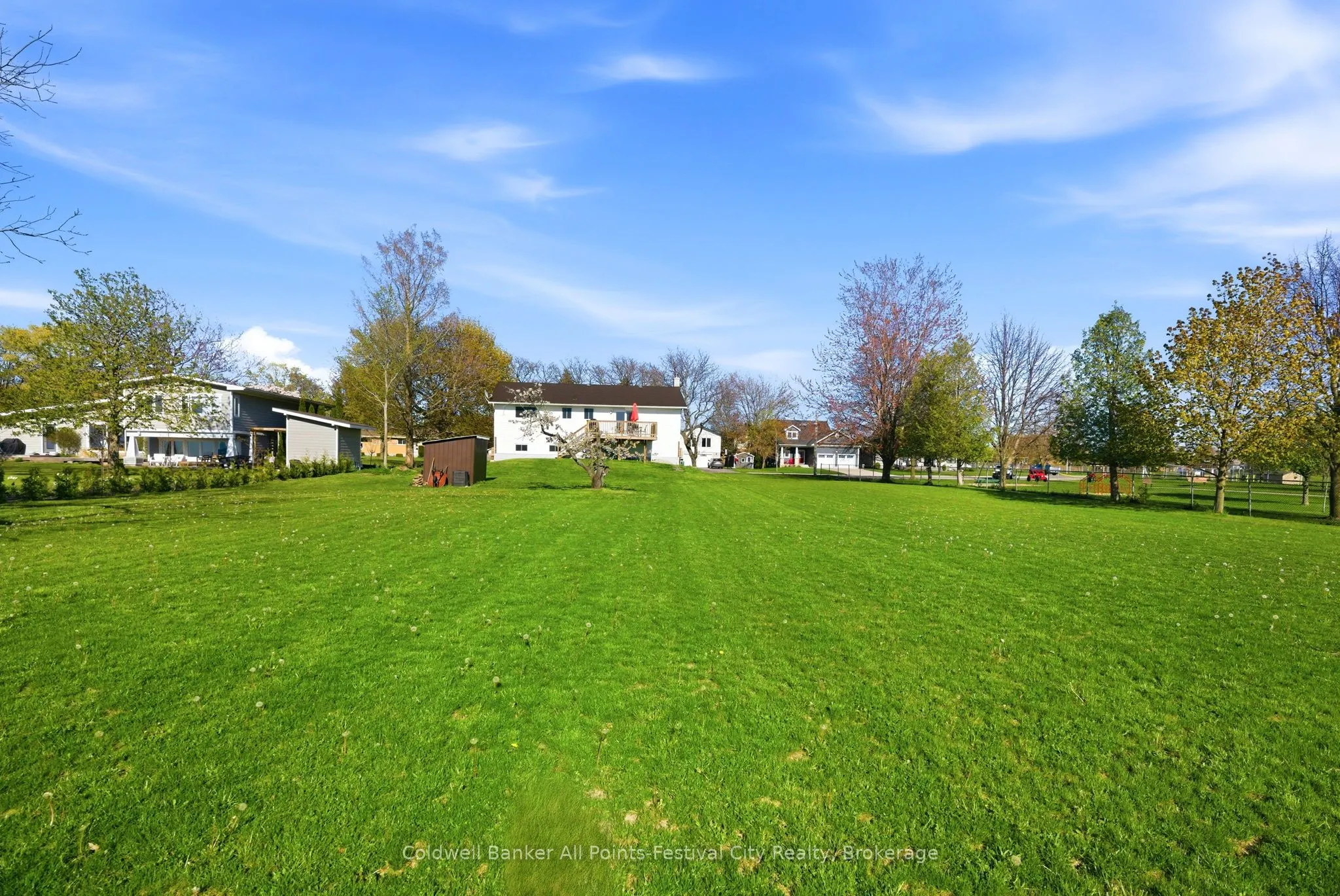 306 Lakeside Drive