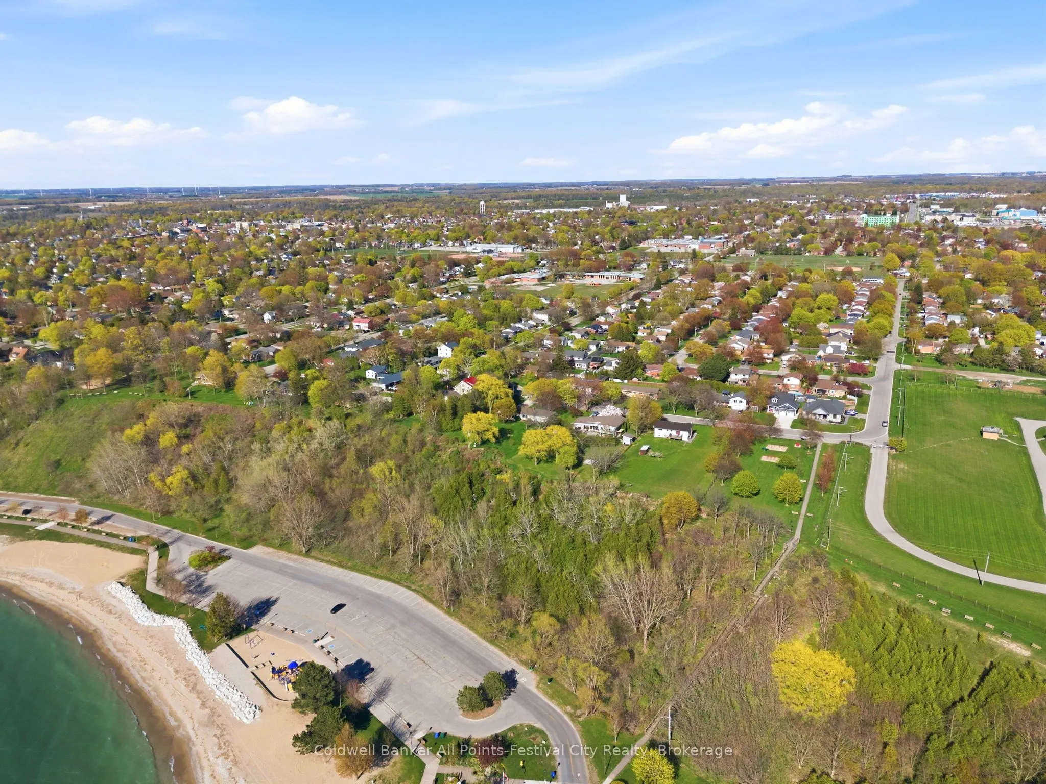 306 Lakeside Drive
