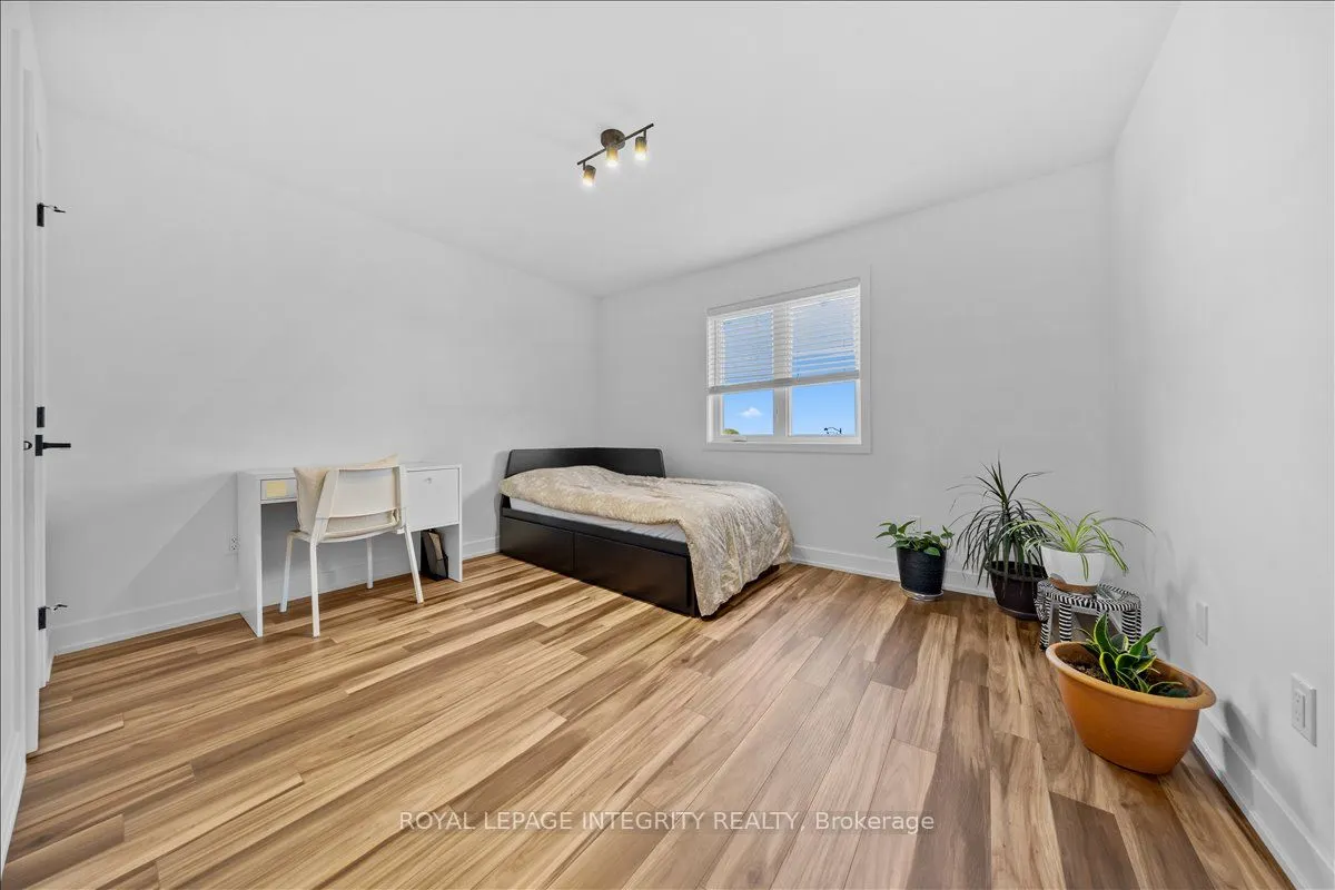 99 Rutile Street