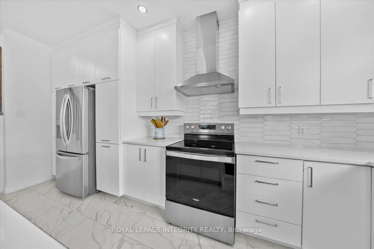 99 Rutile Street