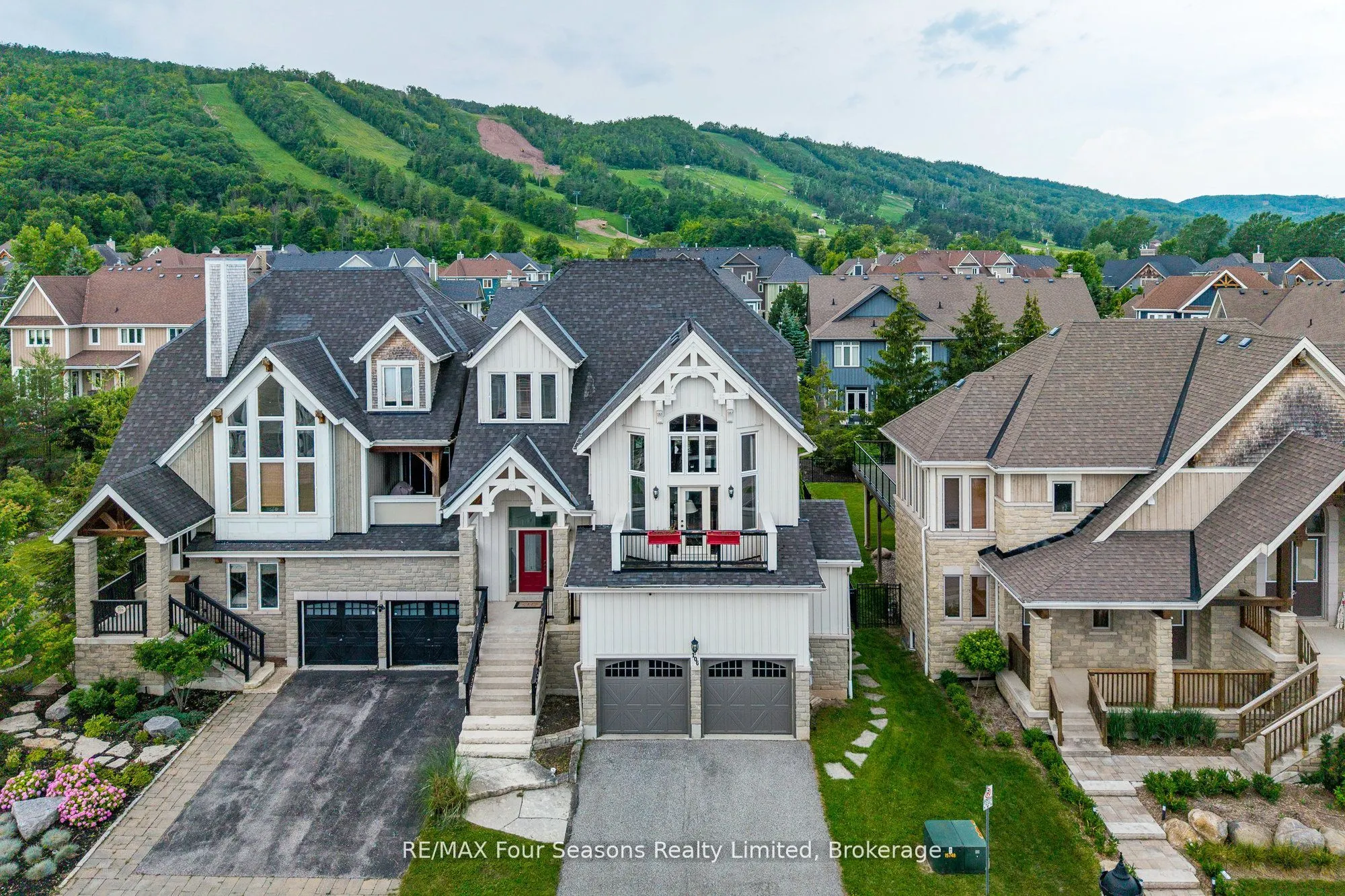 106 Venture Boulevard