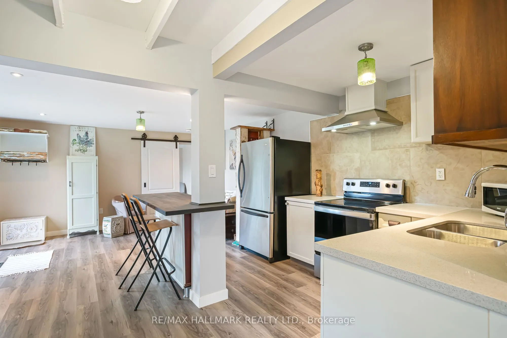 231 Point Abino Road S