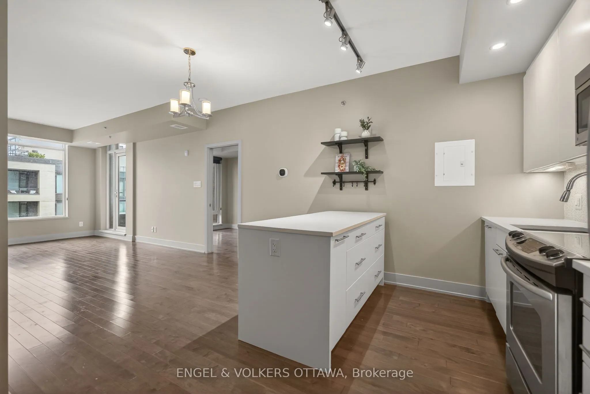 108 RICHMOND Road #507