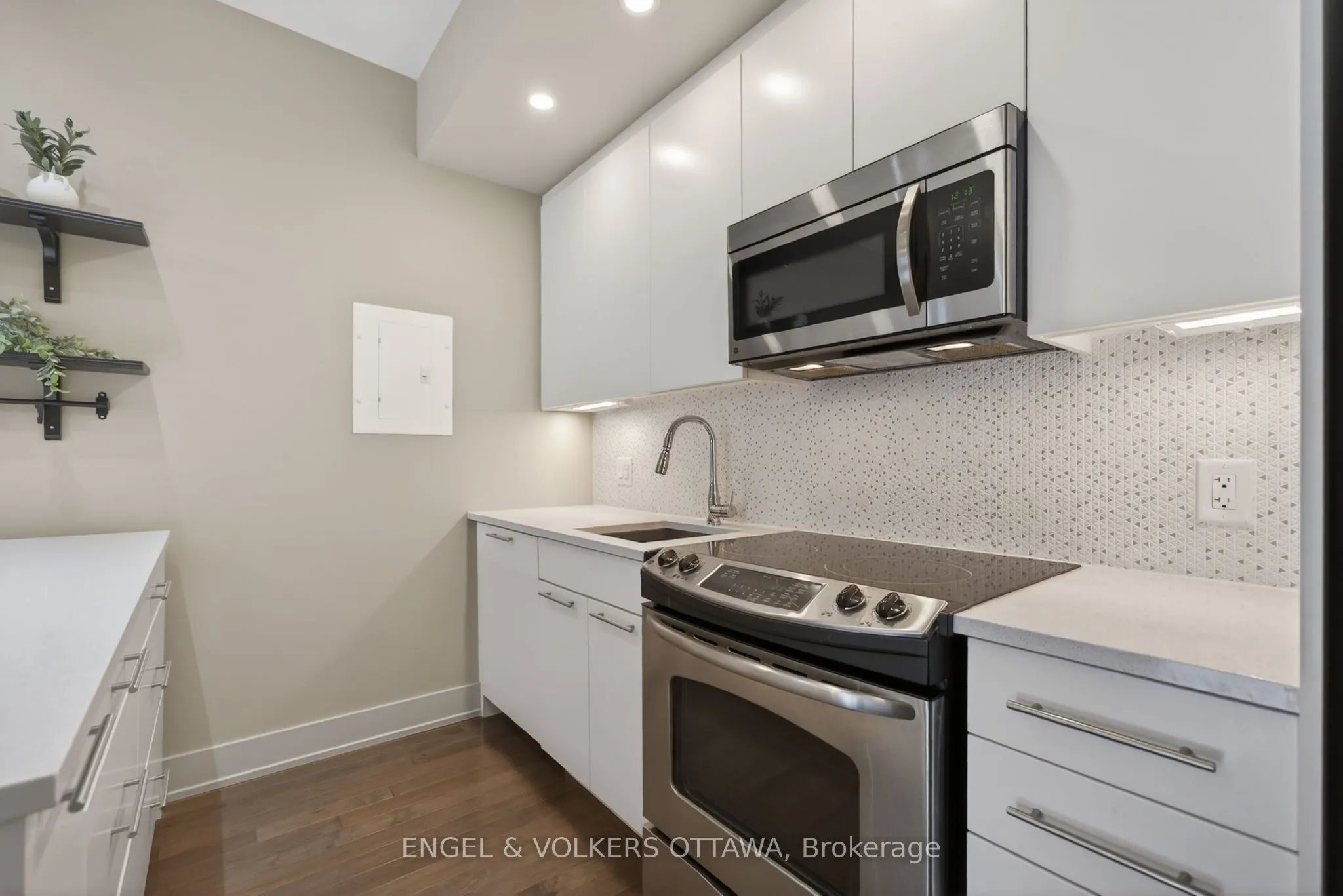 108 Richmond Road #507