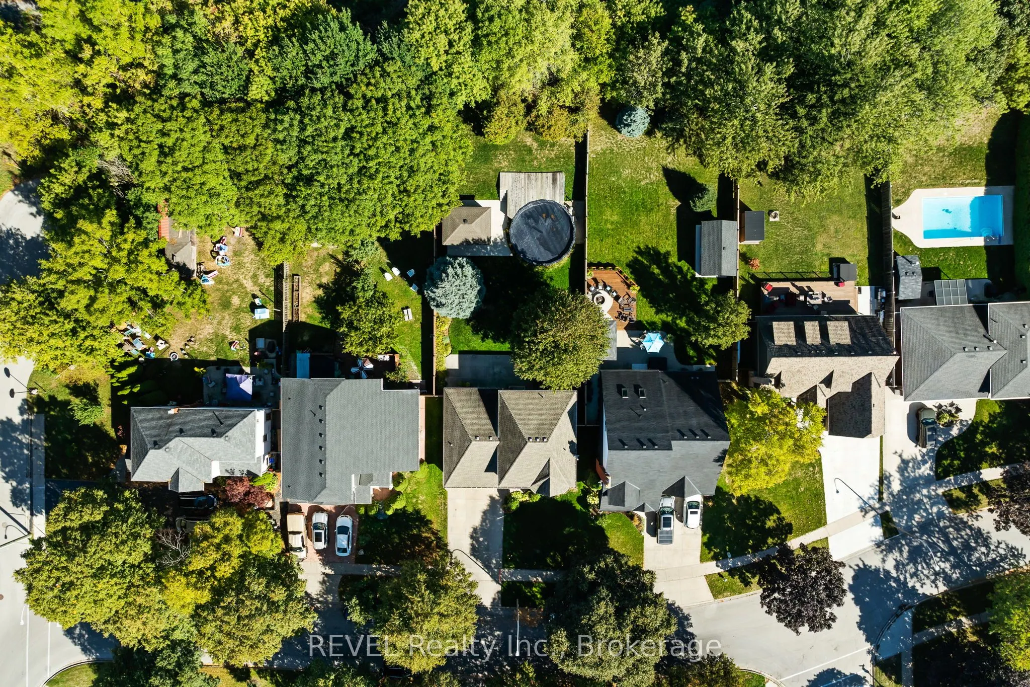 98 Debora Drive