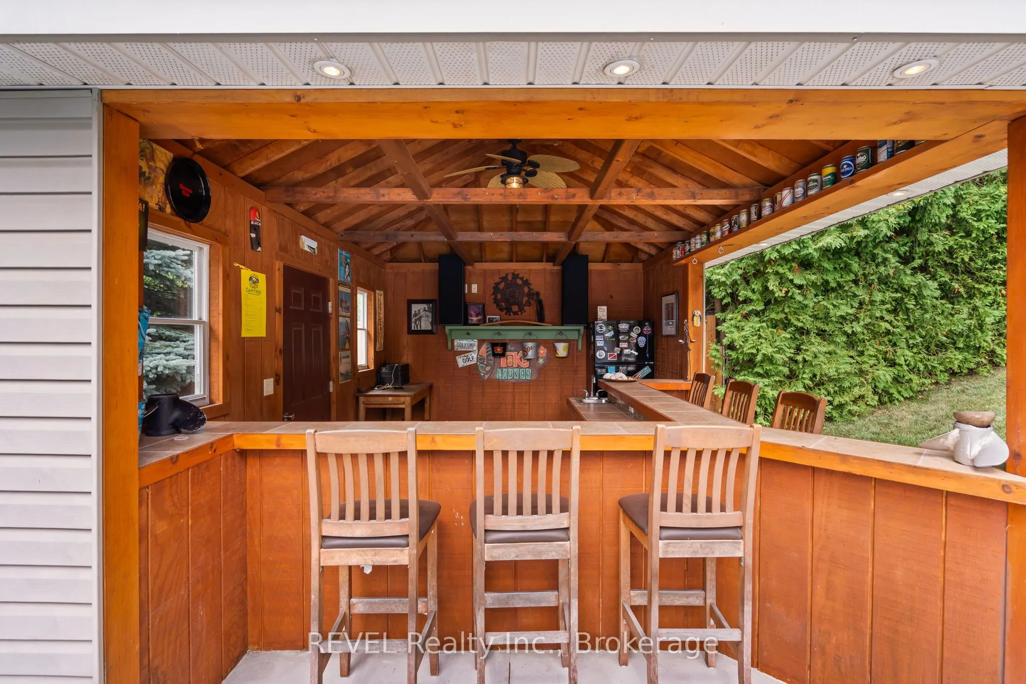 98 Debora Drive