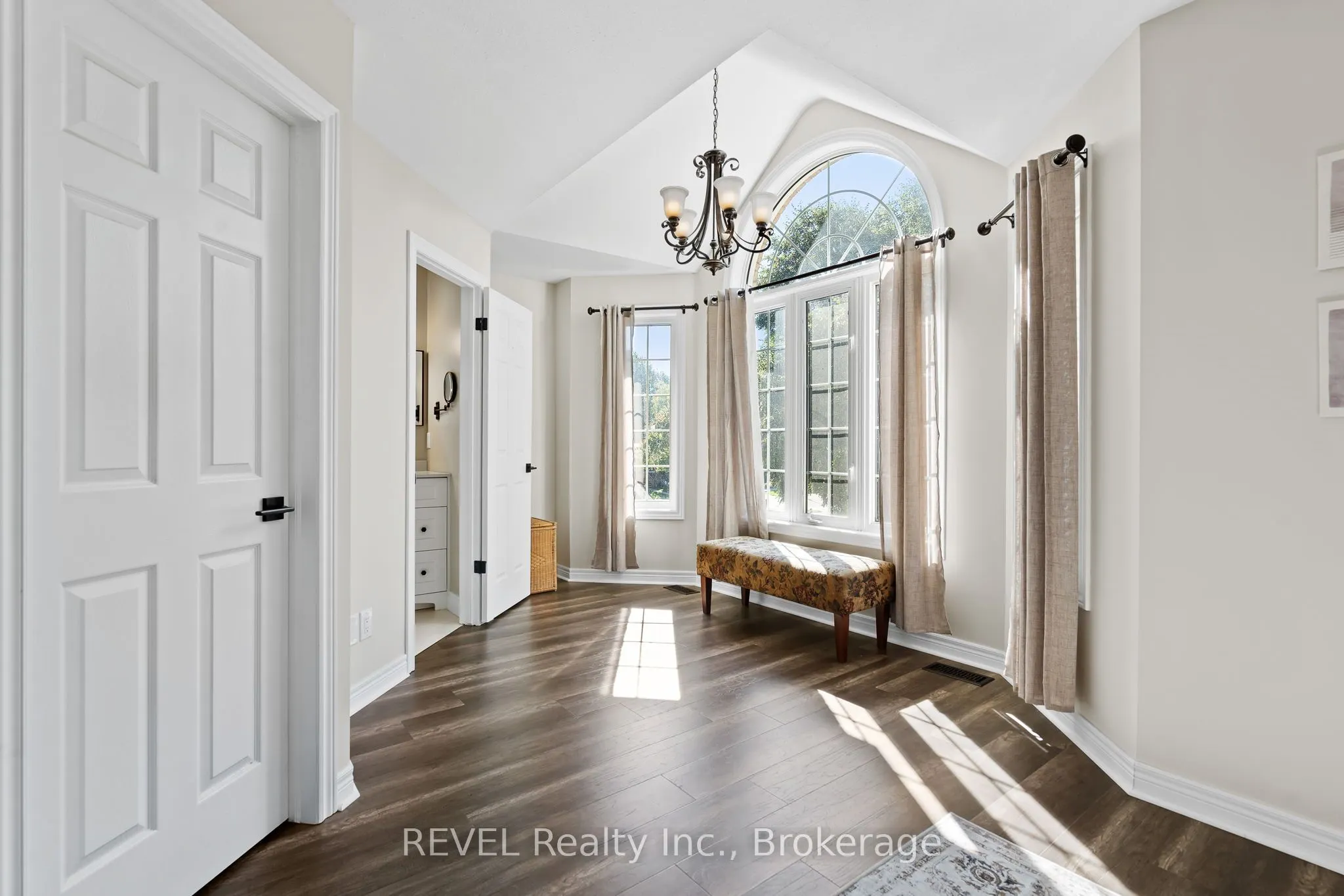 98 Debora Drive