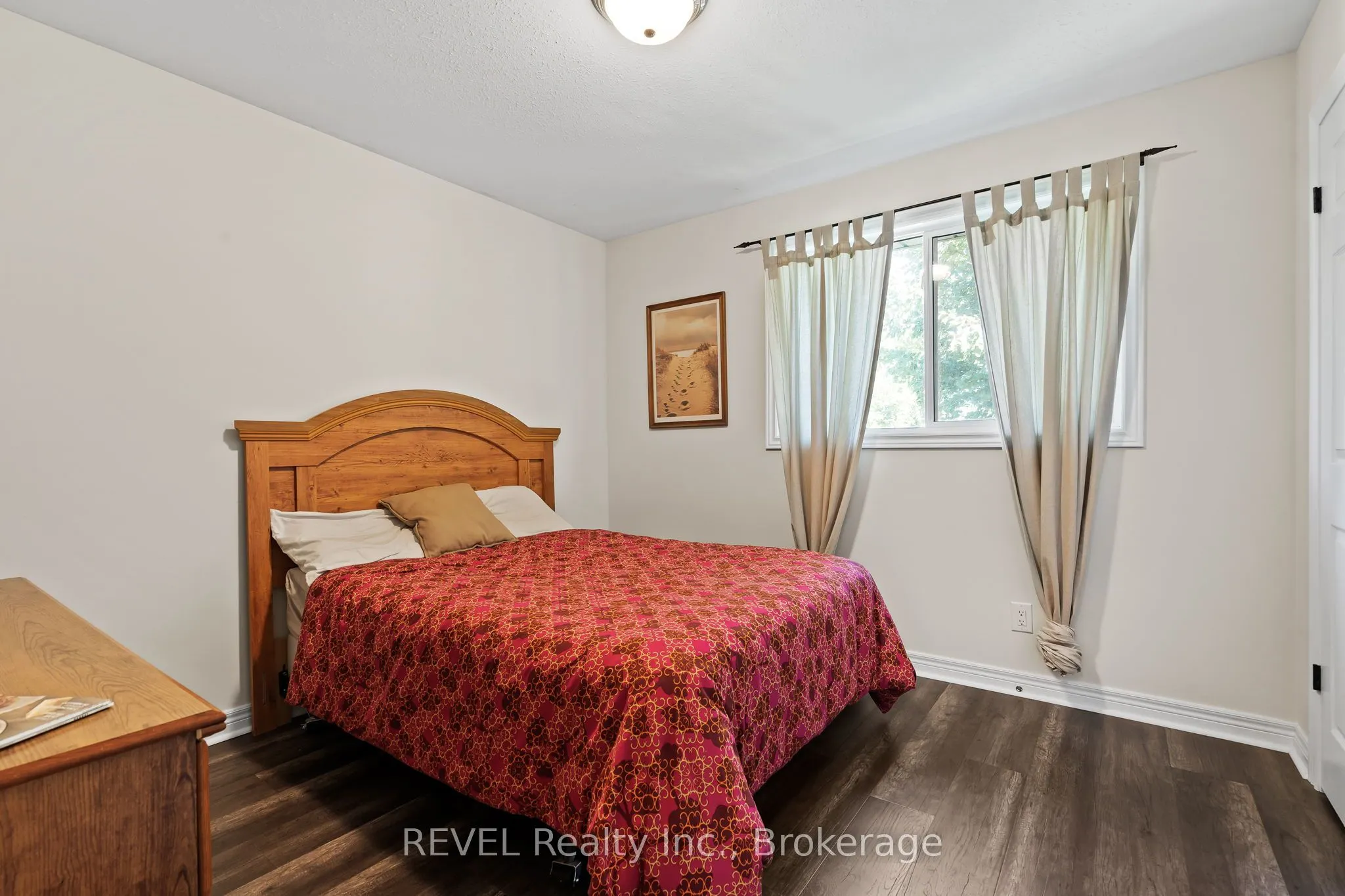 98 Debora Drive