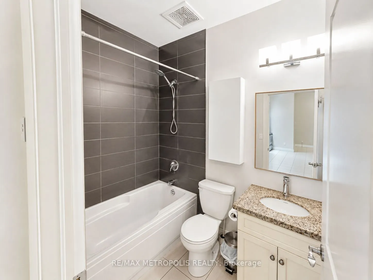 25 Concession Street #110