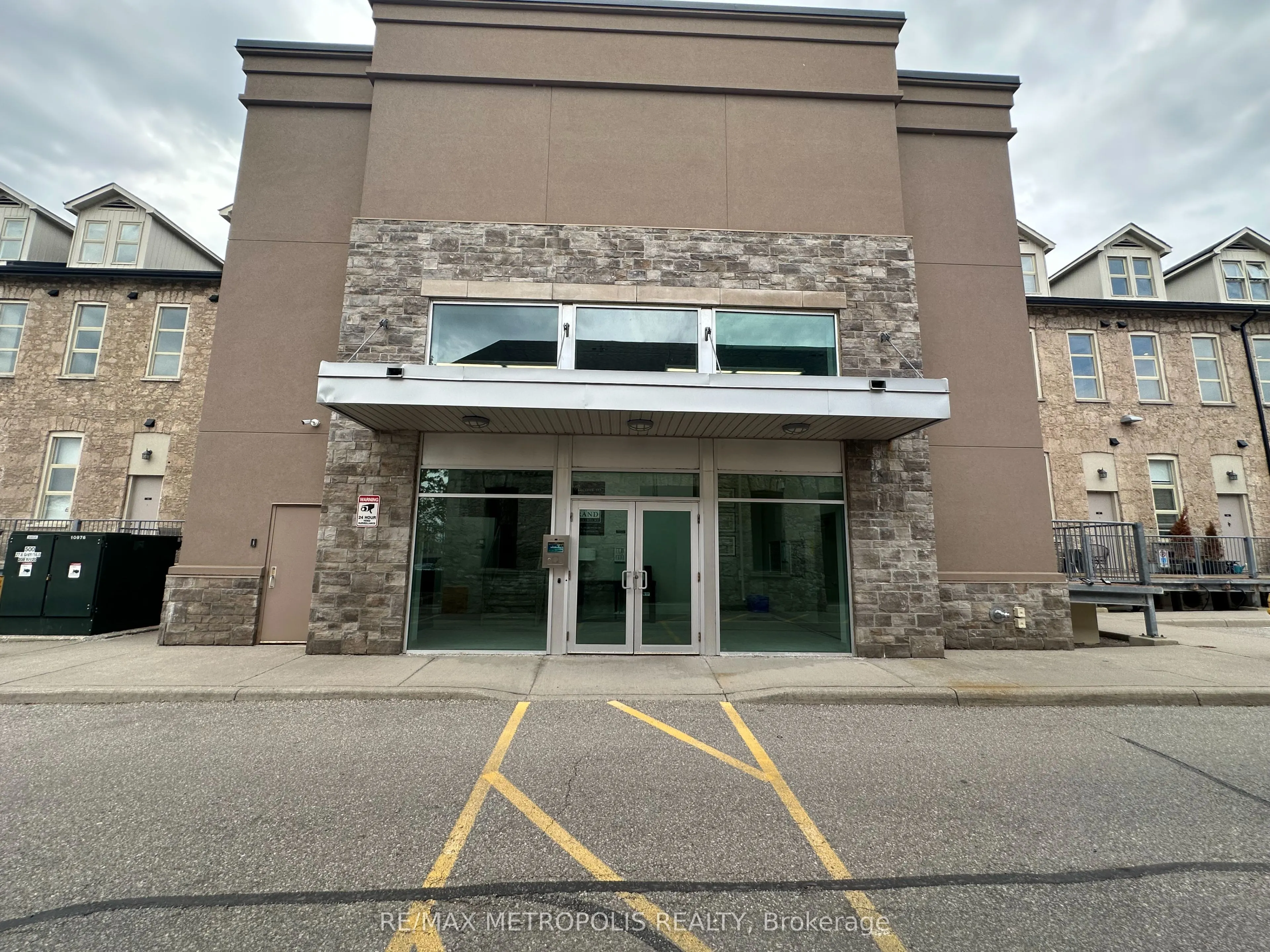 25 Concession Street #110
