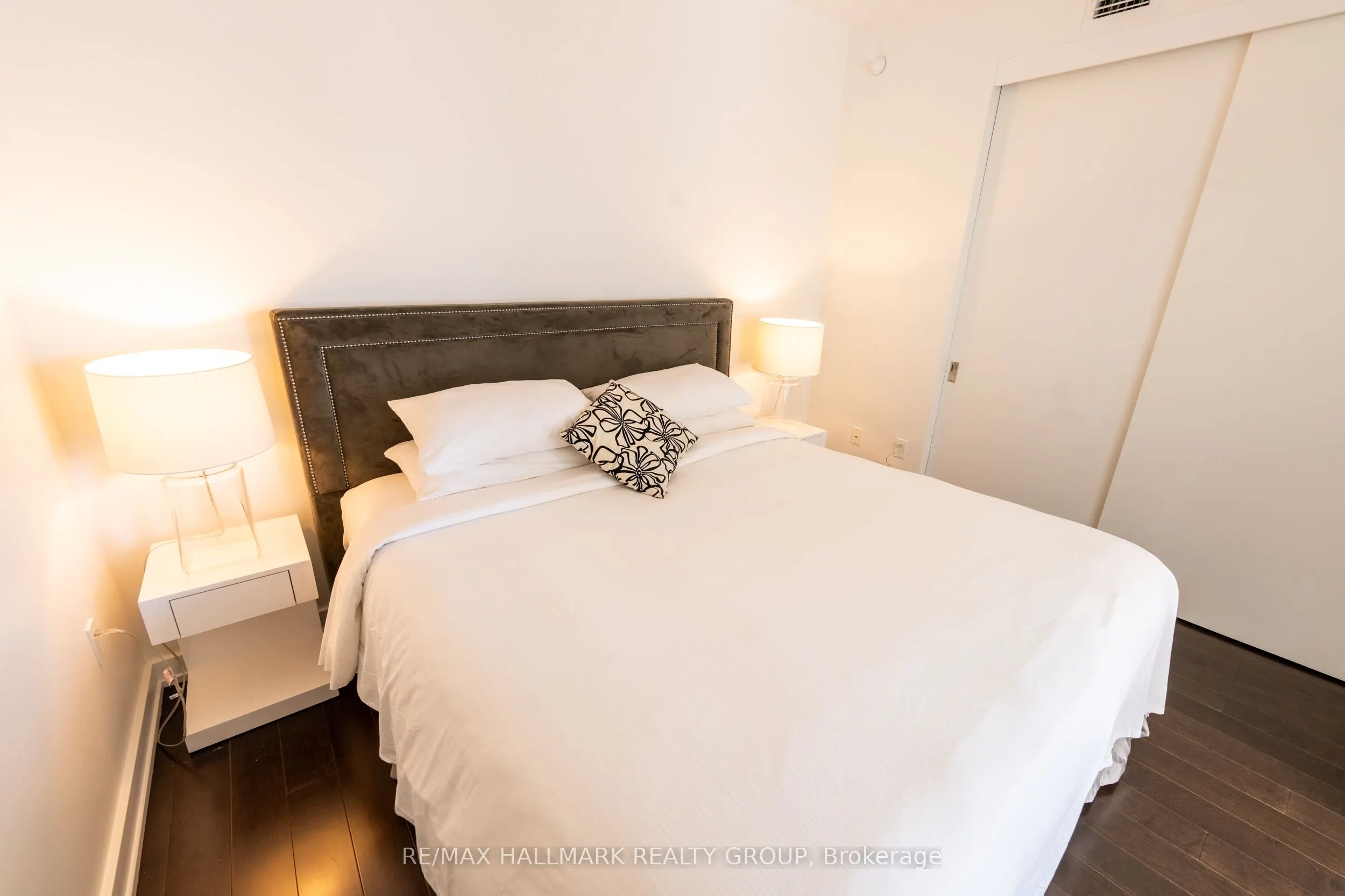 111 Champagne Avenue #502