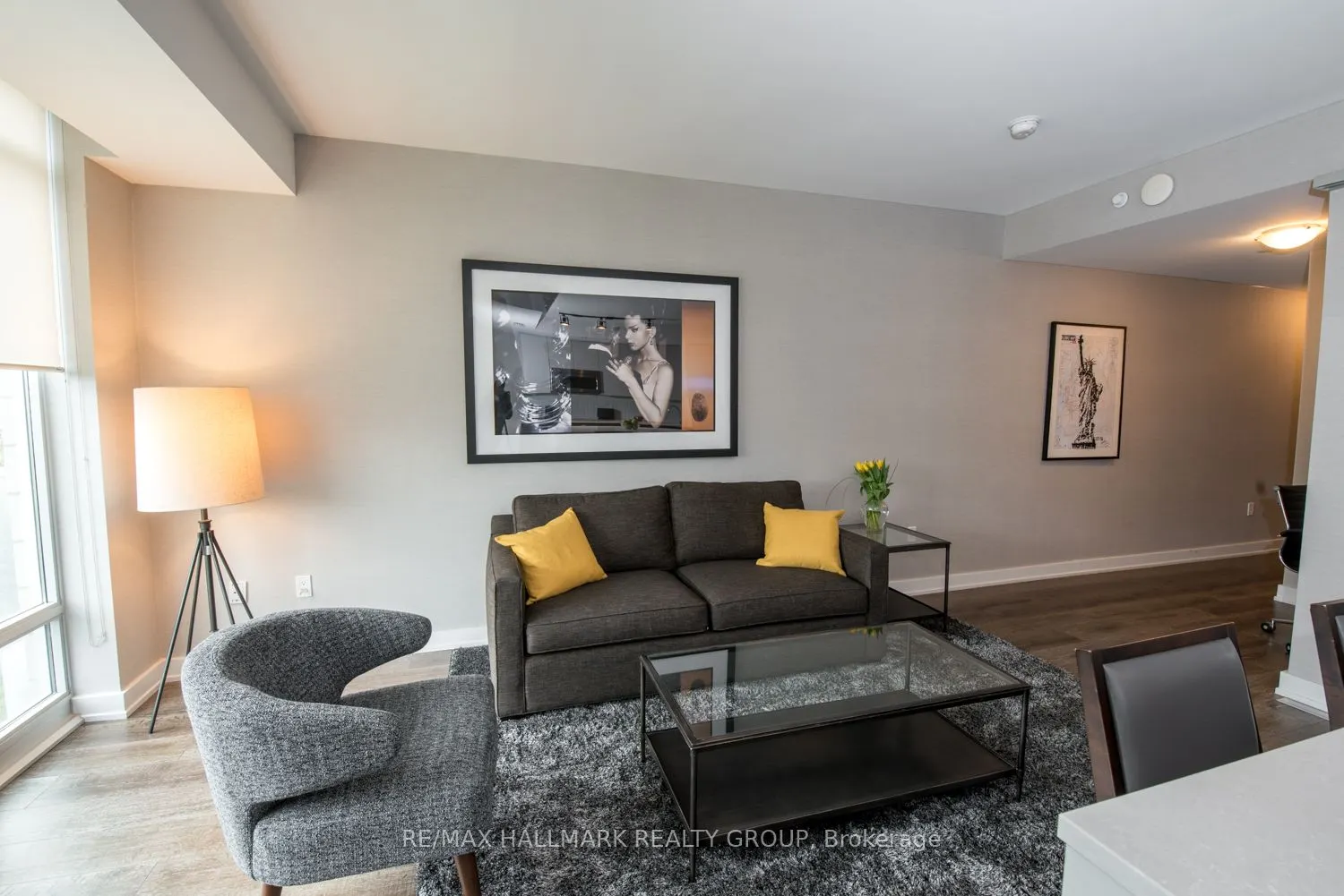 111 Champagne Avenue #210