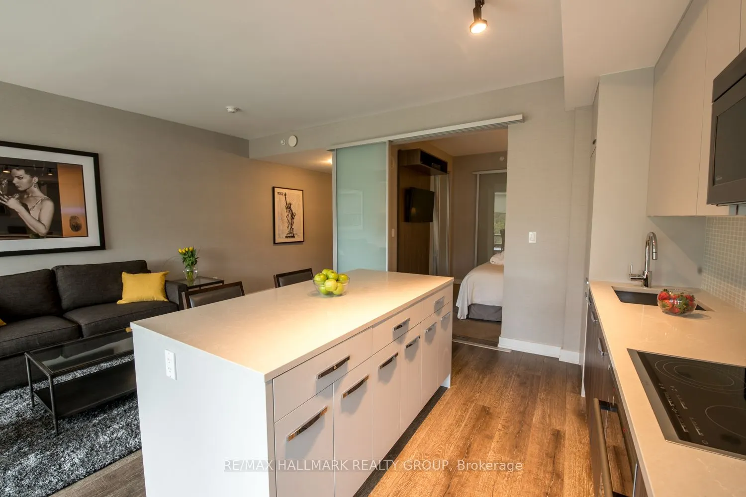 111 Champagne Avenue #210