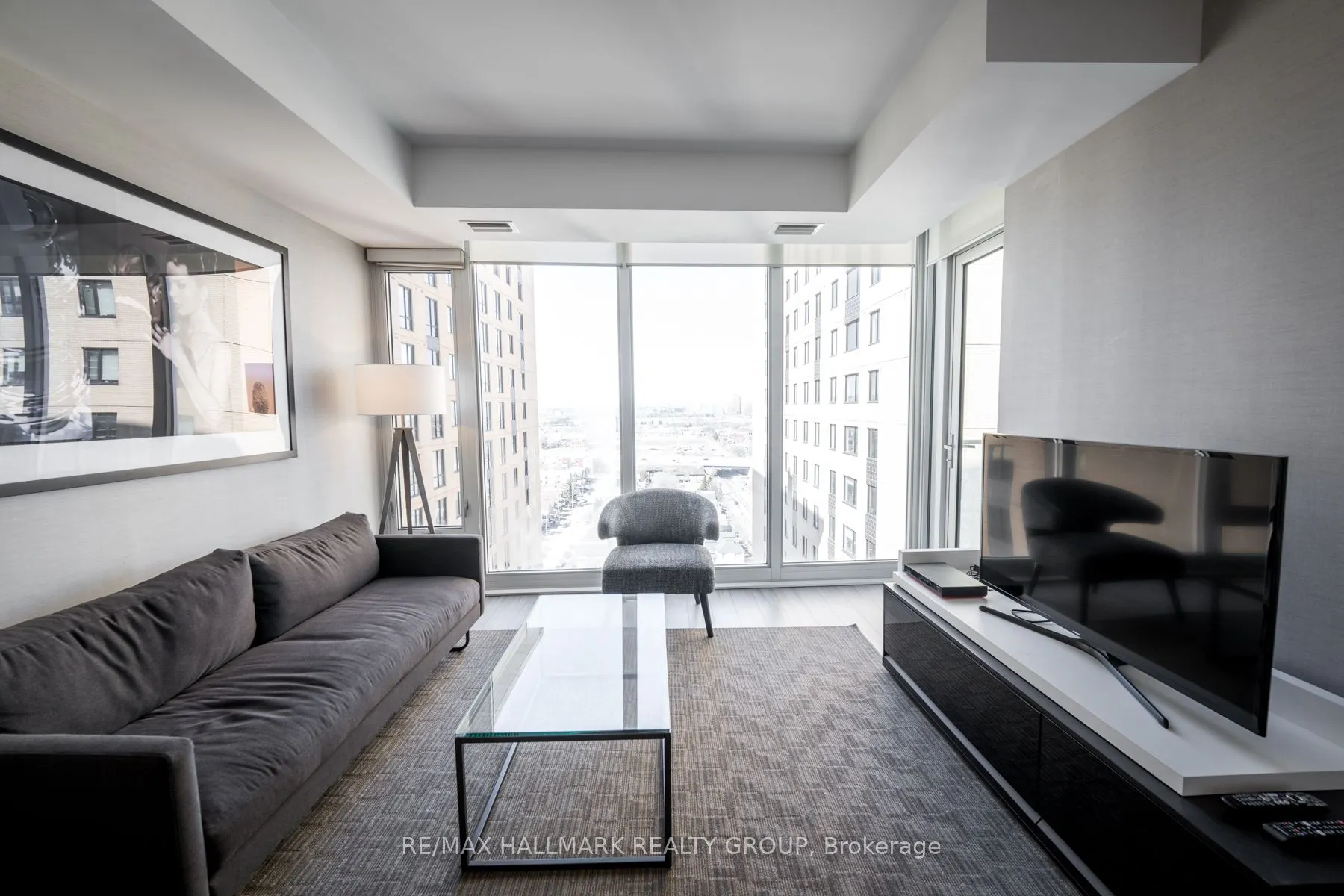 111 Champagne Avenue #1805