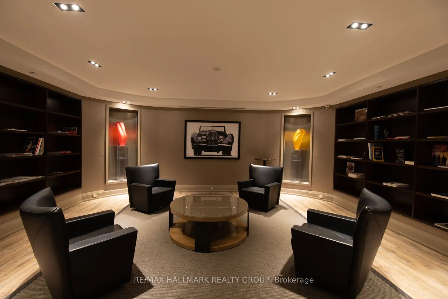 111 Champagne Avenue #1805
