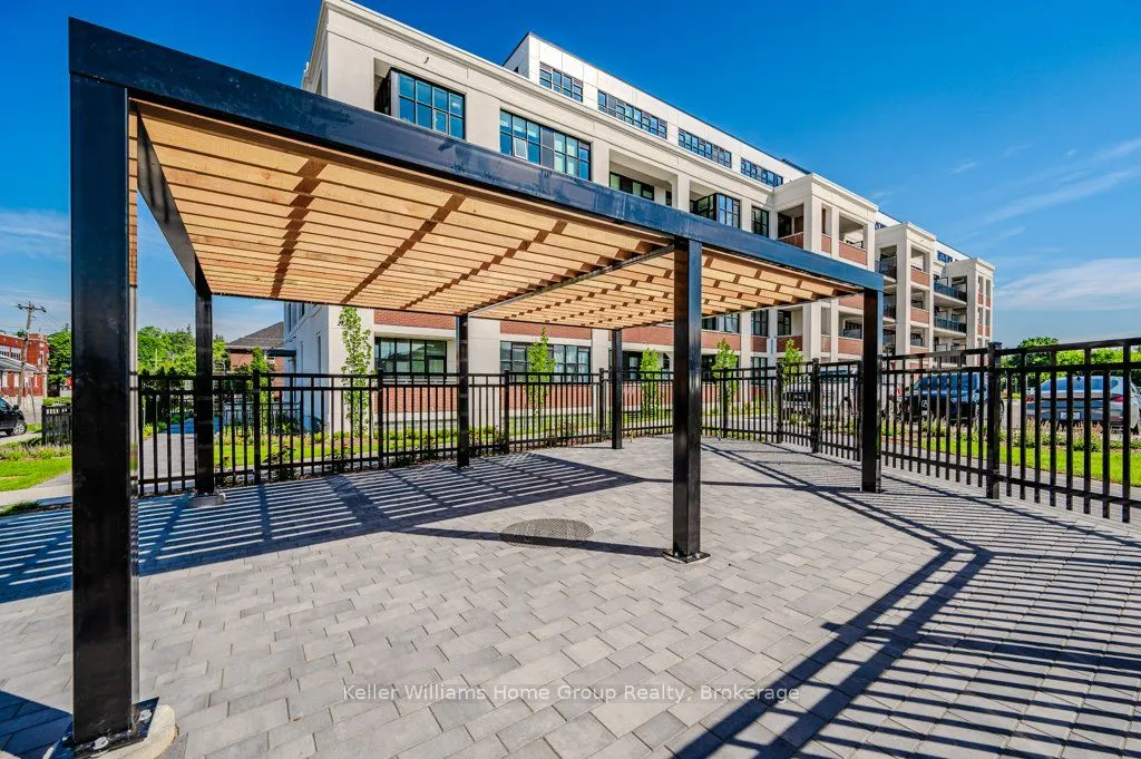 120 Huron Street #304