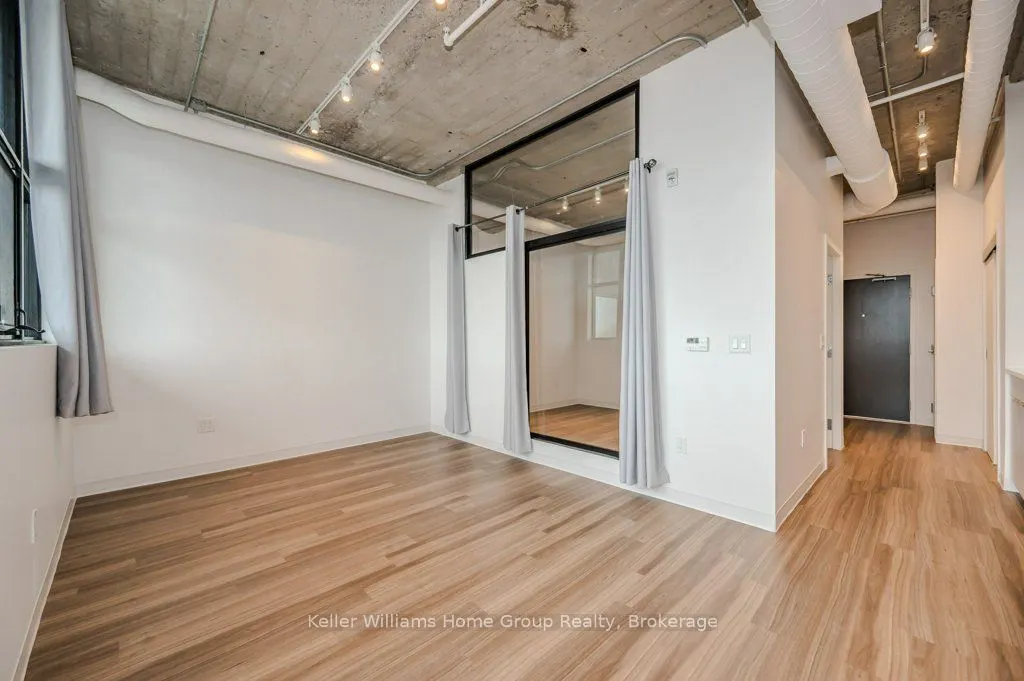 120 Huron Street #304