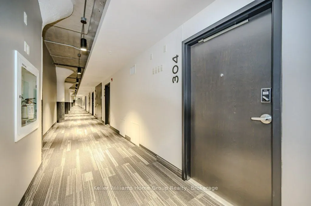 120 Huron Street #304
