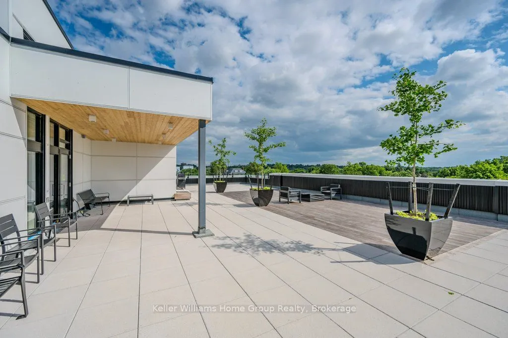 120 Huron Street #304